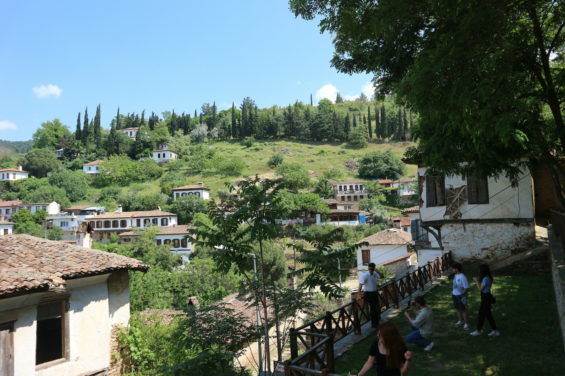 Guests enjoying a scenic hiking trail nearby with rolling hills and olive groves in the Archidona countryside.