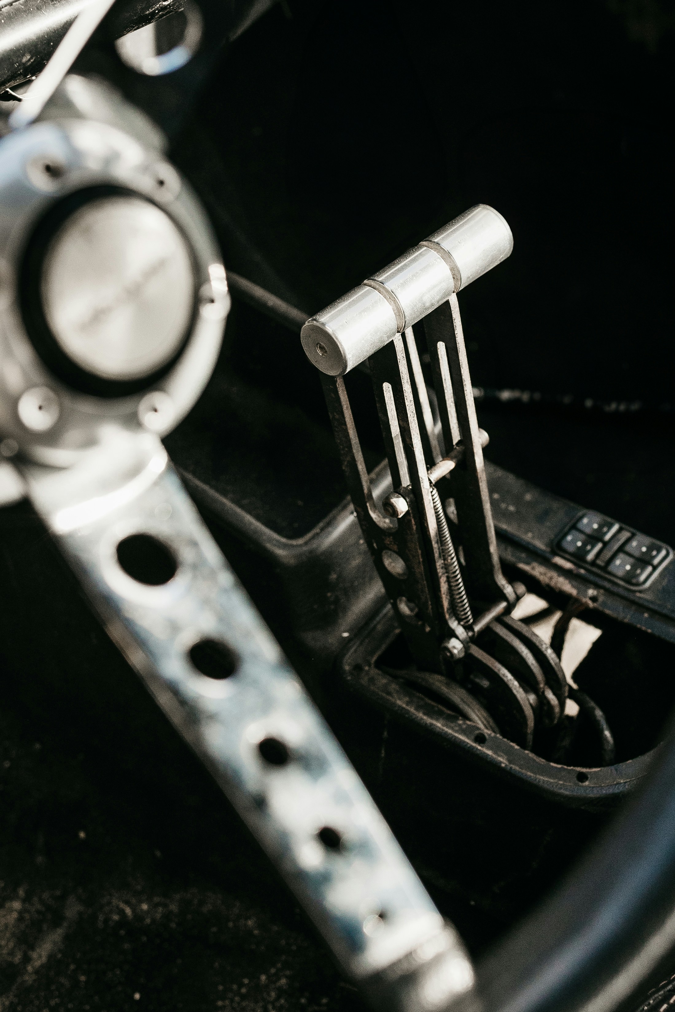 a close up of a car steering wheel