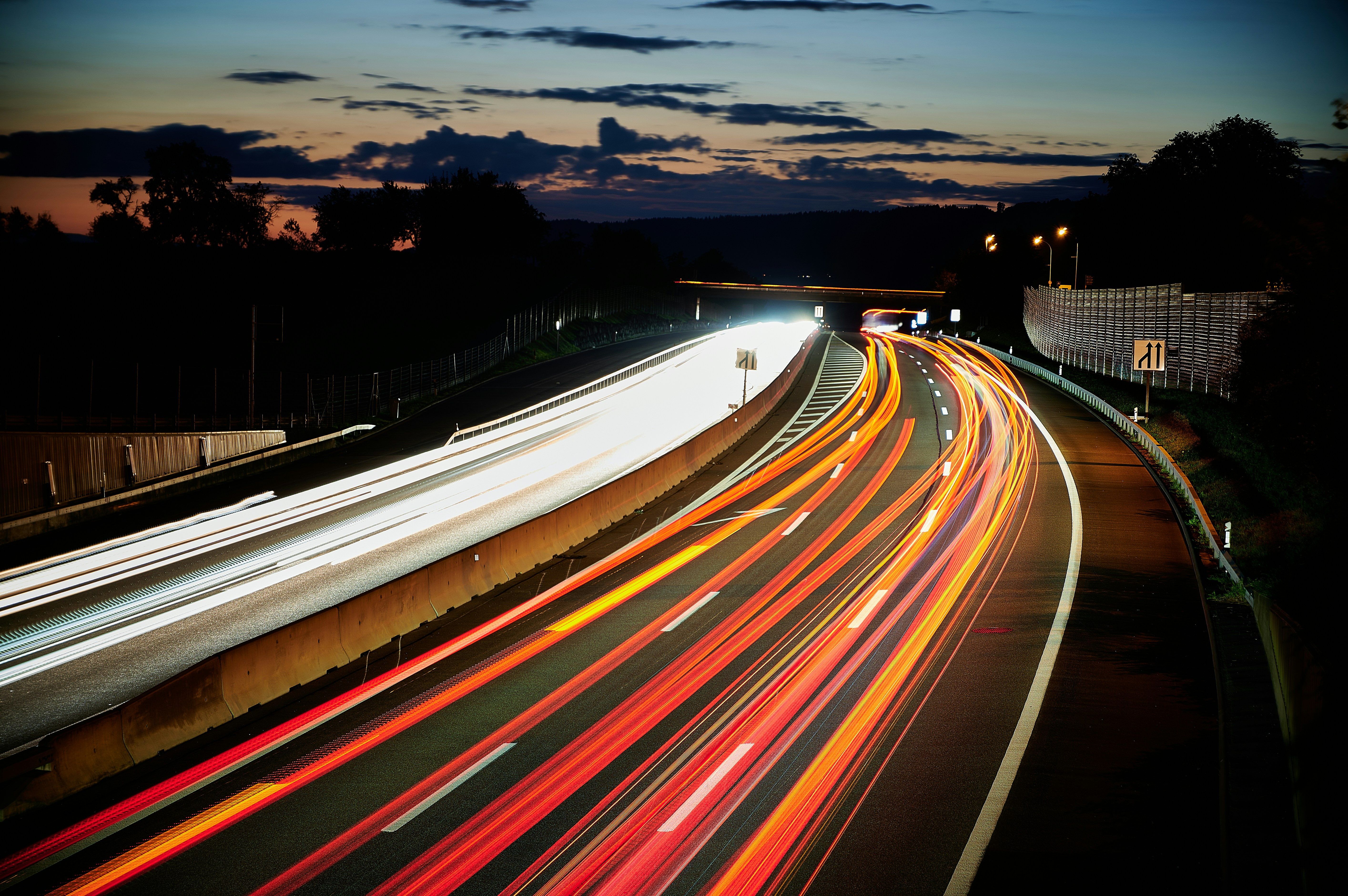 Photo by stefanschwinghammer