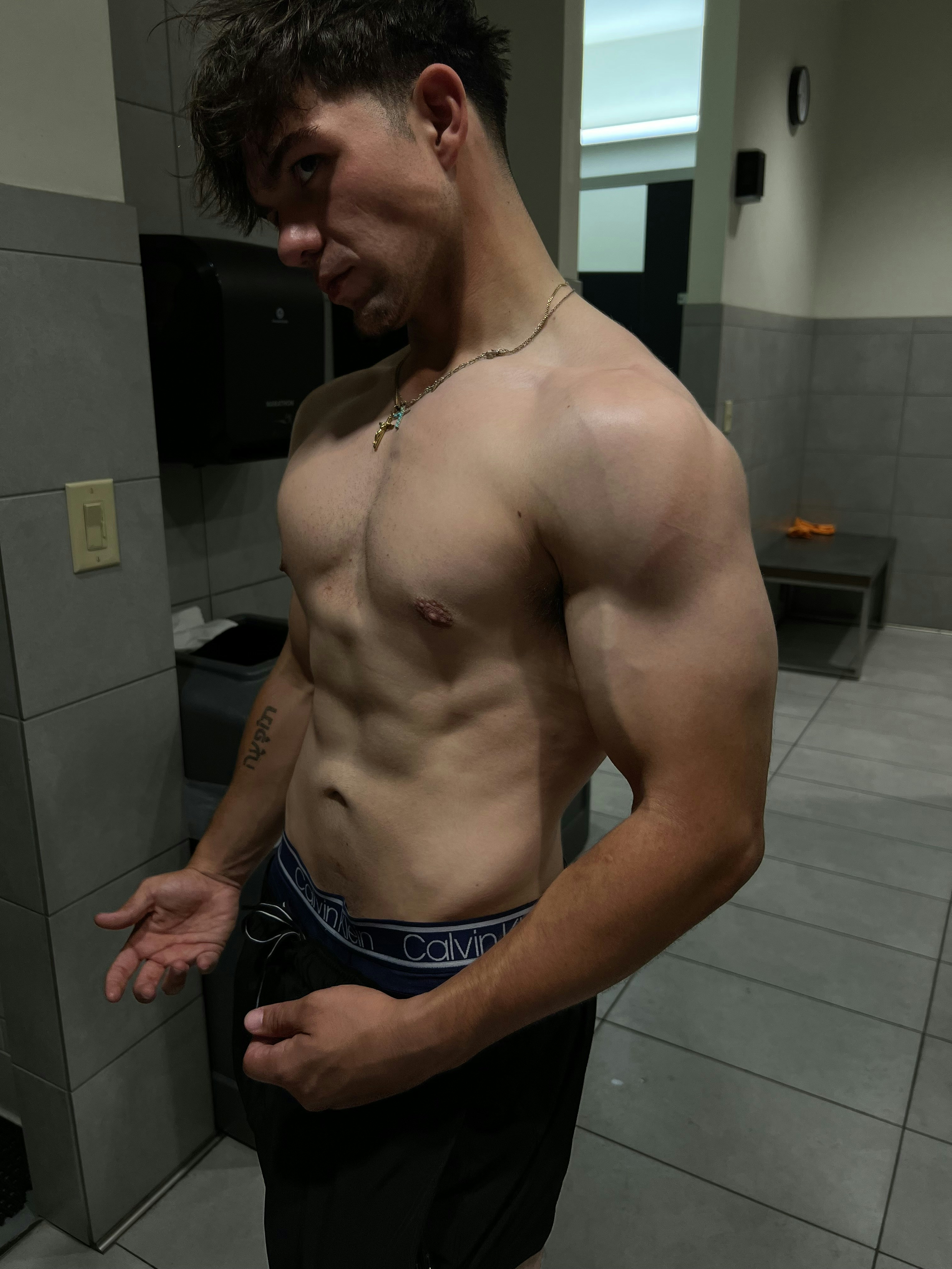 Optimal Diet for Building Muscle: A Comprehensive Guide