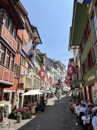 Exploring the Gastronomy of Switzerland: Amazing Recipes to Try