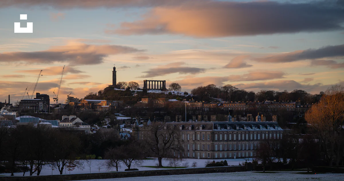 A view of a city from a distance photo – Free City Image on Unsplash