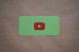 Light green card with solid black border displaying a photo placeholder for a quick and spicy sauce recipe.
