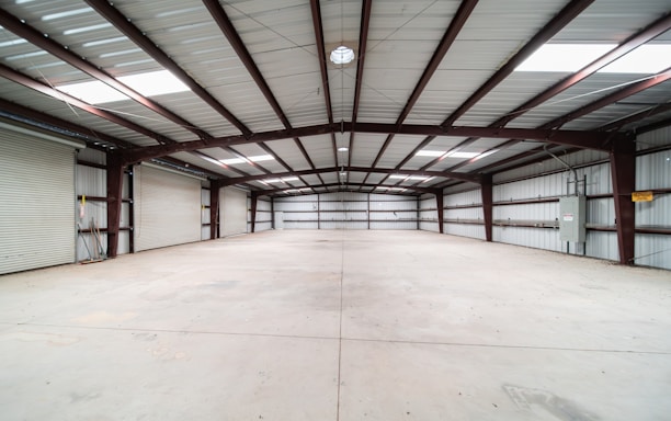 a large empty warehouse with no people in it