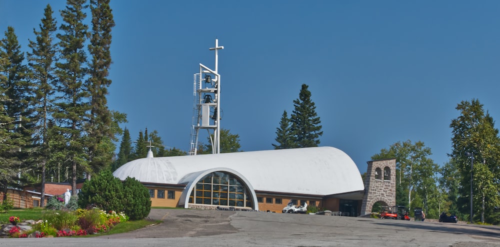 a large white building with a tower on top of it