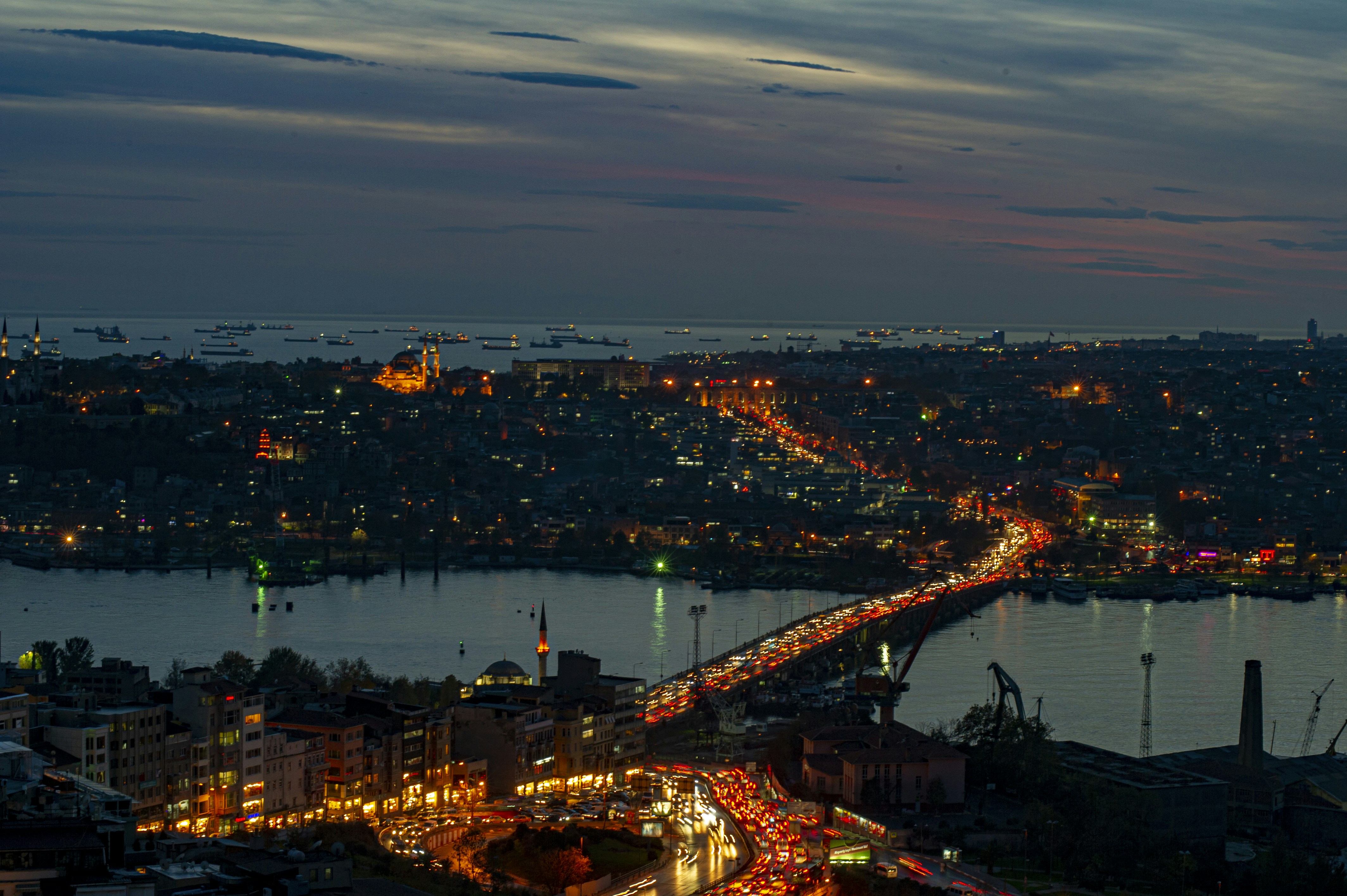 Adana’da 'Güneye Bakmak' temalı Mimarlık Festivali başladı - Yaşam haberi görseli