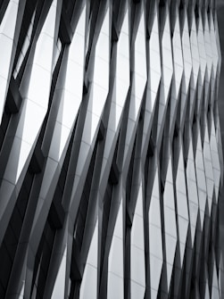 Photo 1695027643159 E0480445c466?q=85&w=410&h=335&fit=crop
