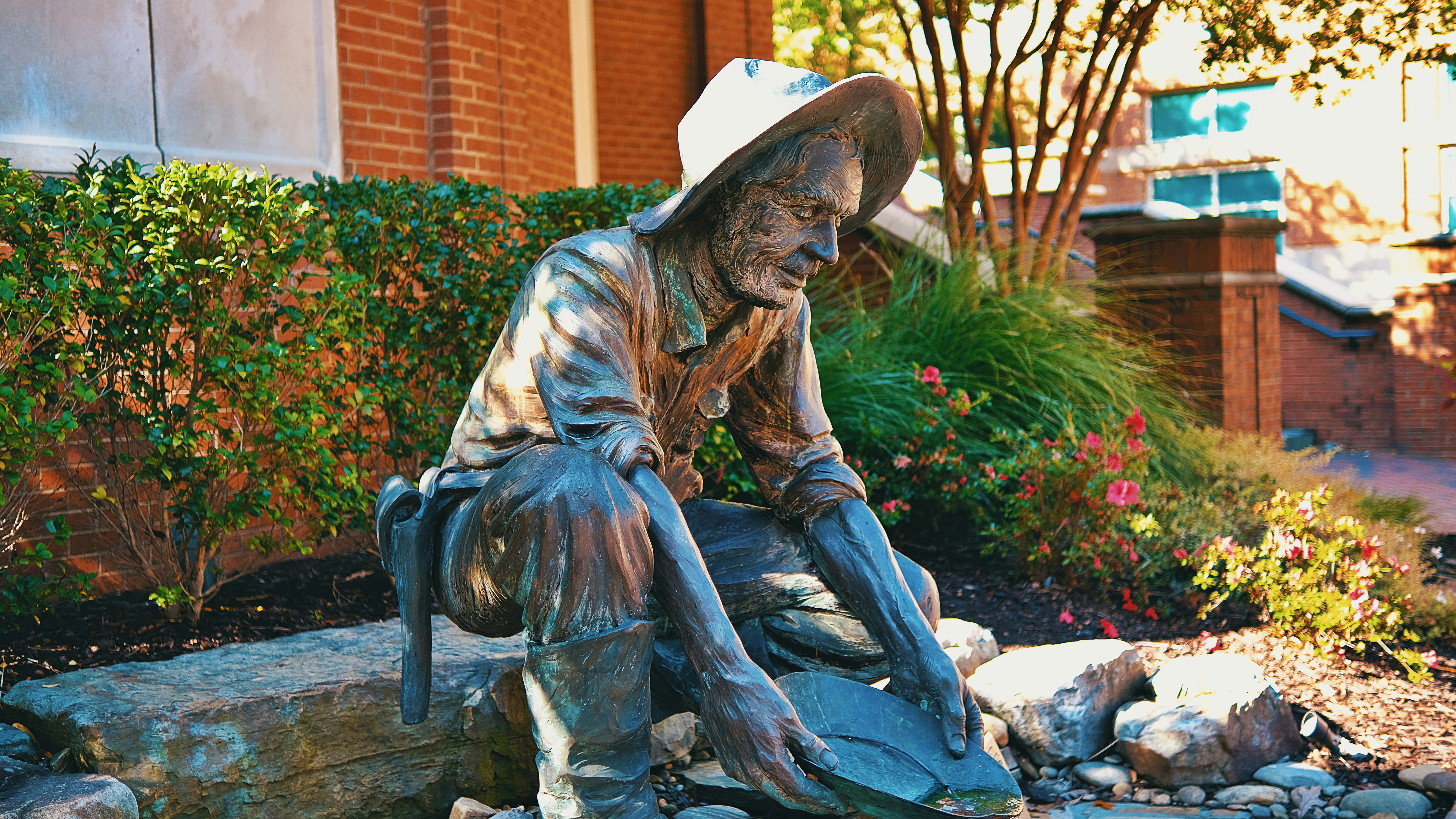 2025 NHL Draft Profiles: Late Round Forwards