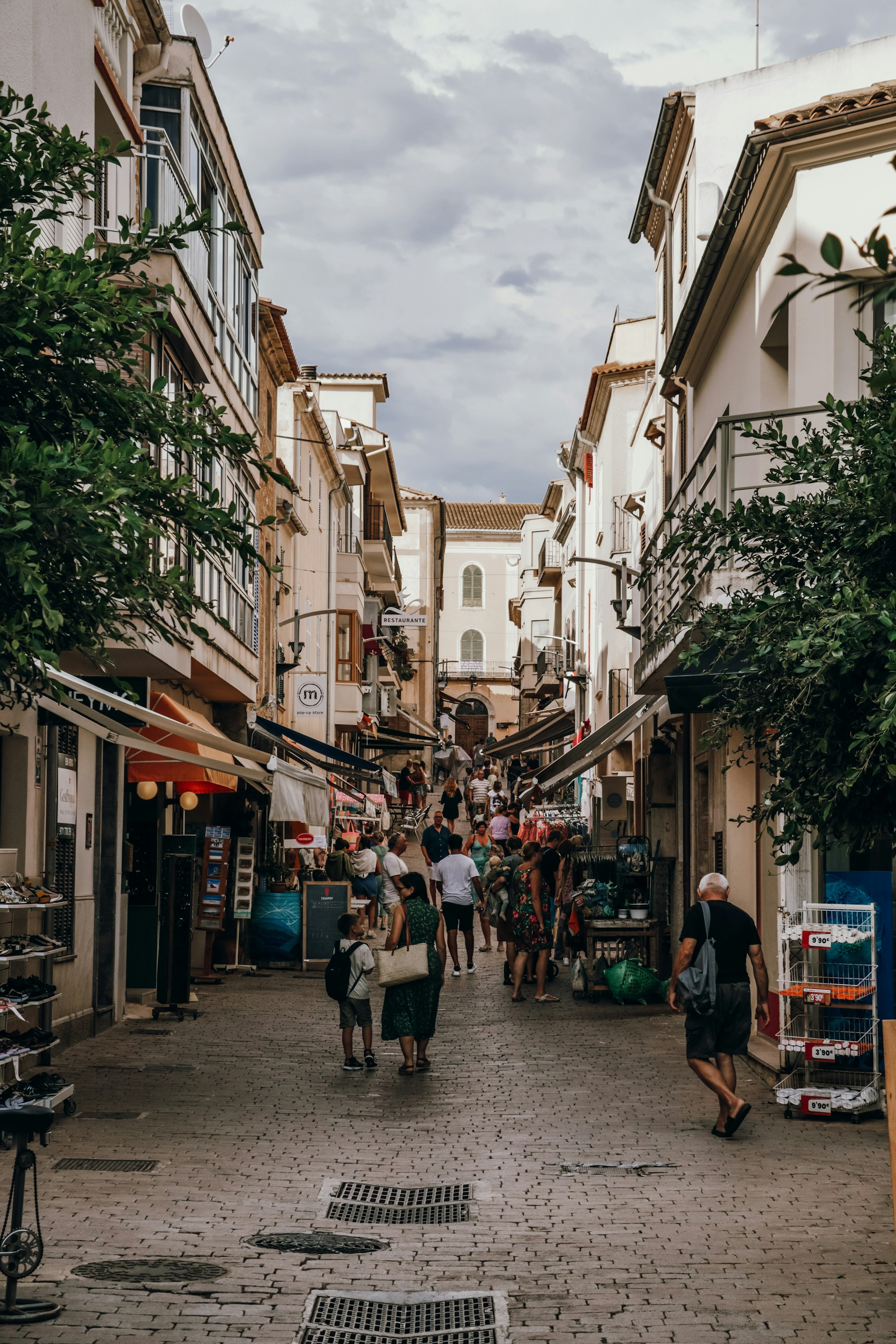 Guide to Arta: Optimal Weather, Seasons and Months for Your Visit