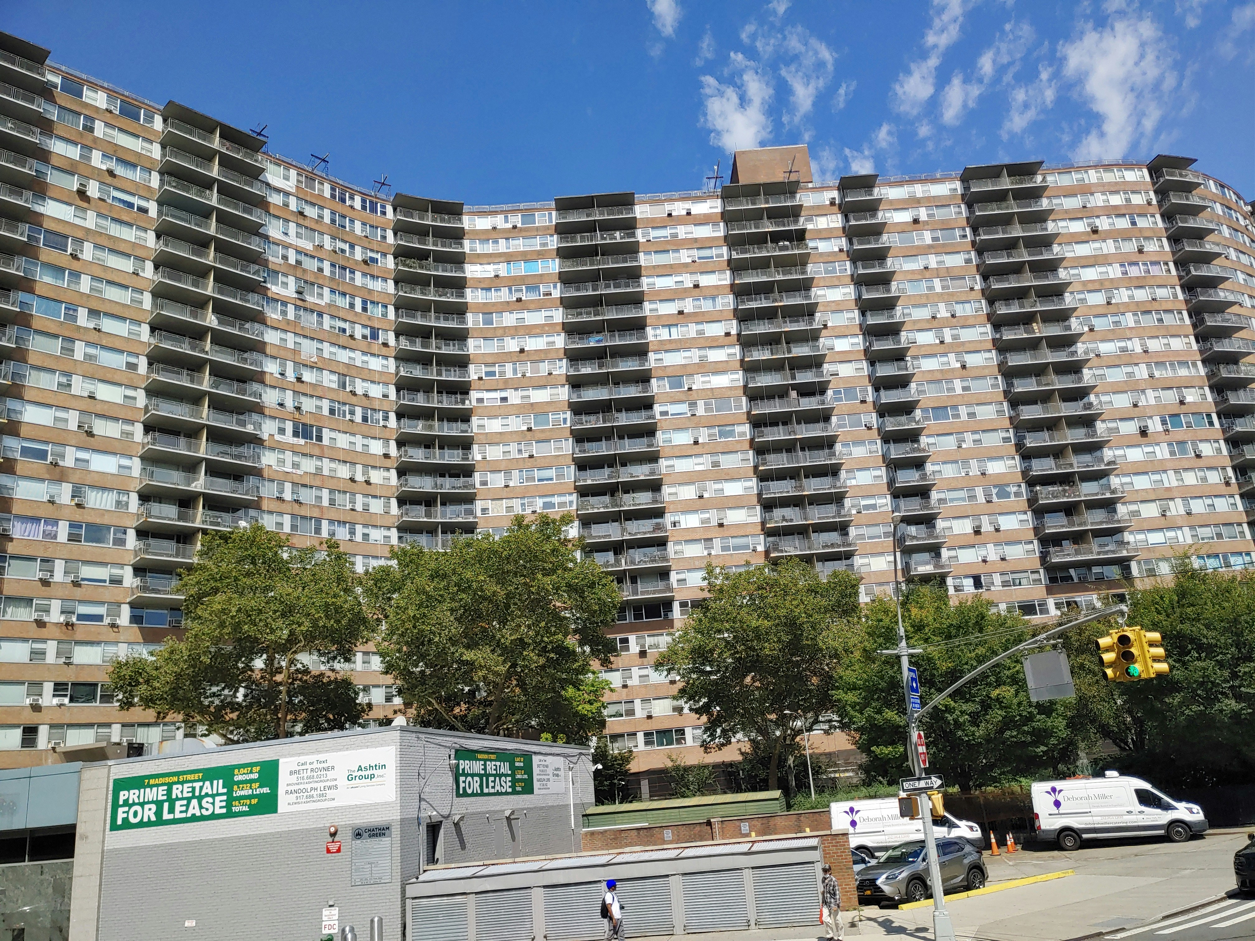 Global Net Lease Sees $55 Million in Stock Sales by Nicholas Schorsch