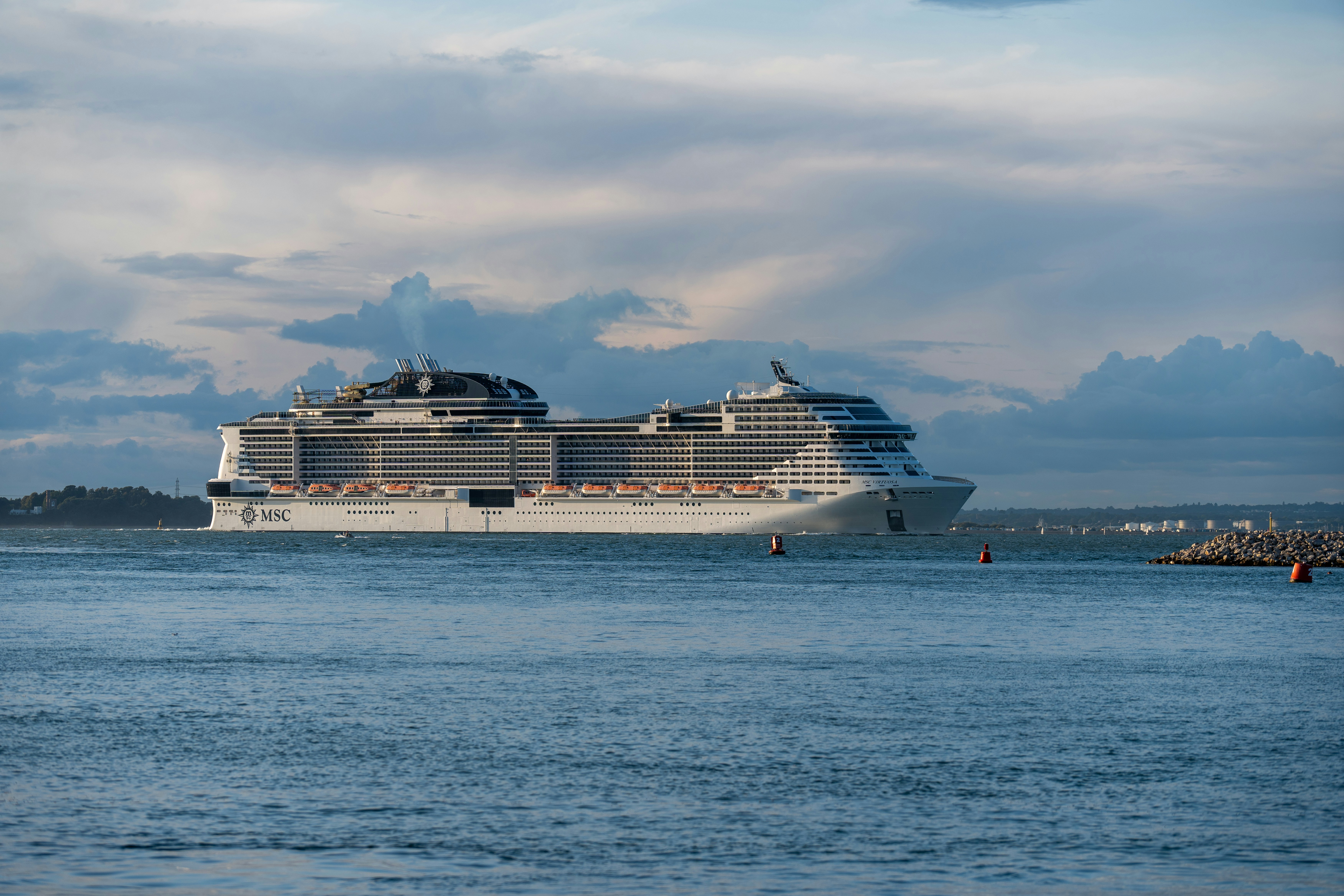 Photo by benjaminelliott