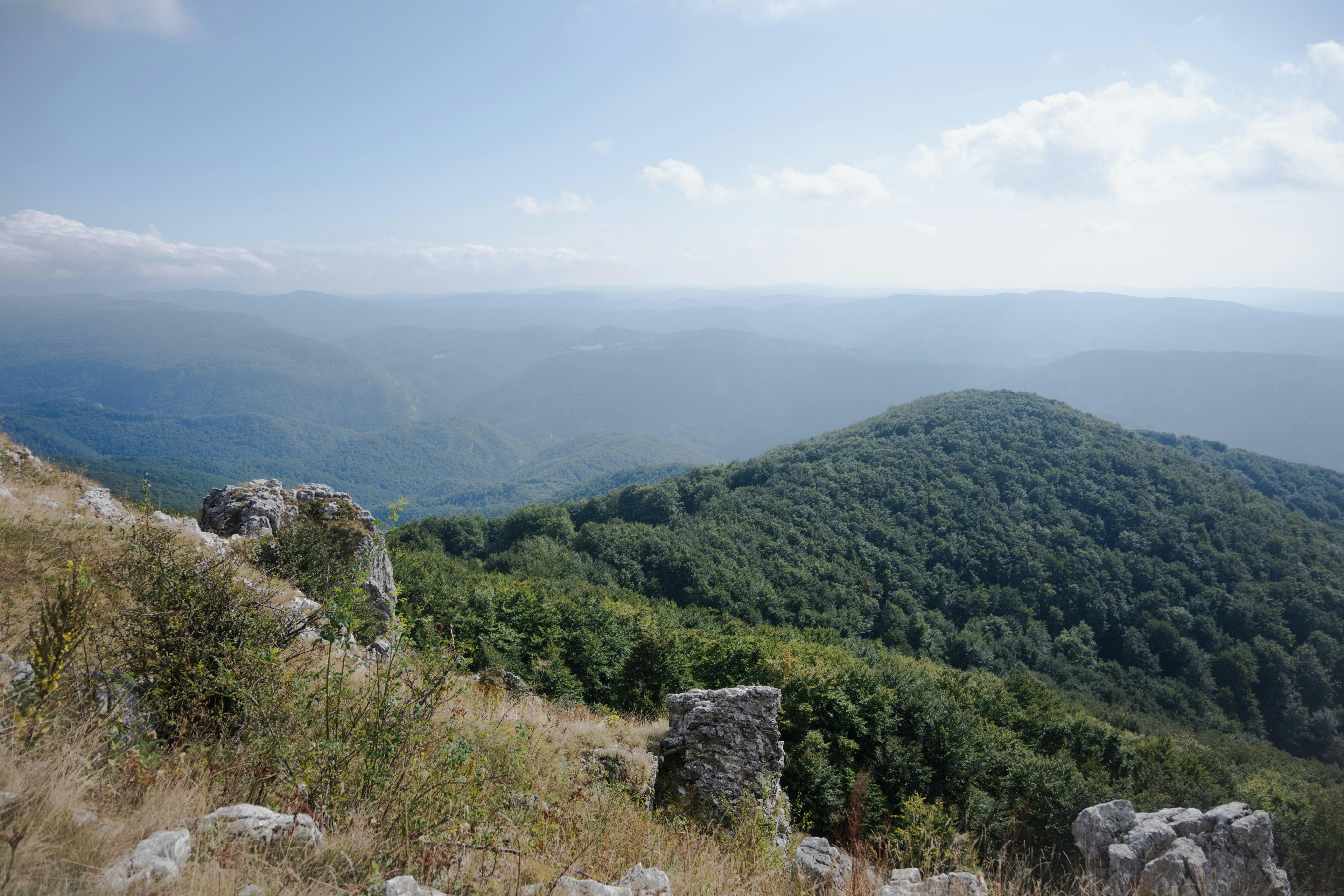 Stay online in the Serbia with a prepaid eSIM from eSIMlii. Instant activation, no roaming charges, and reliable coverage.