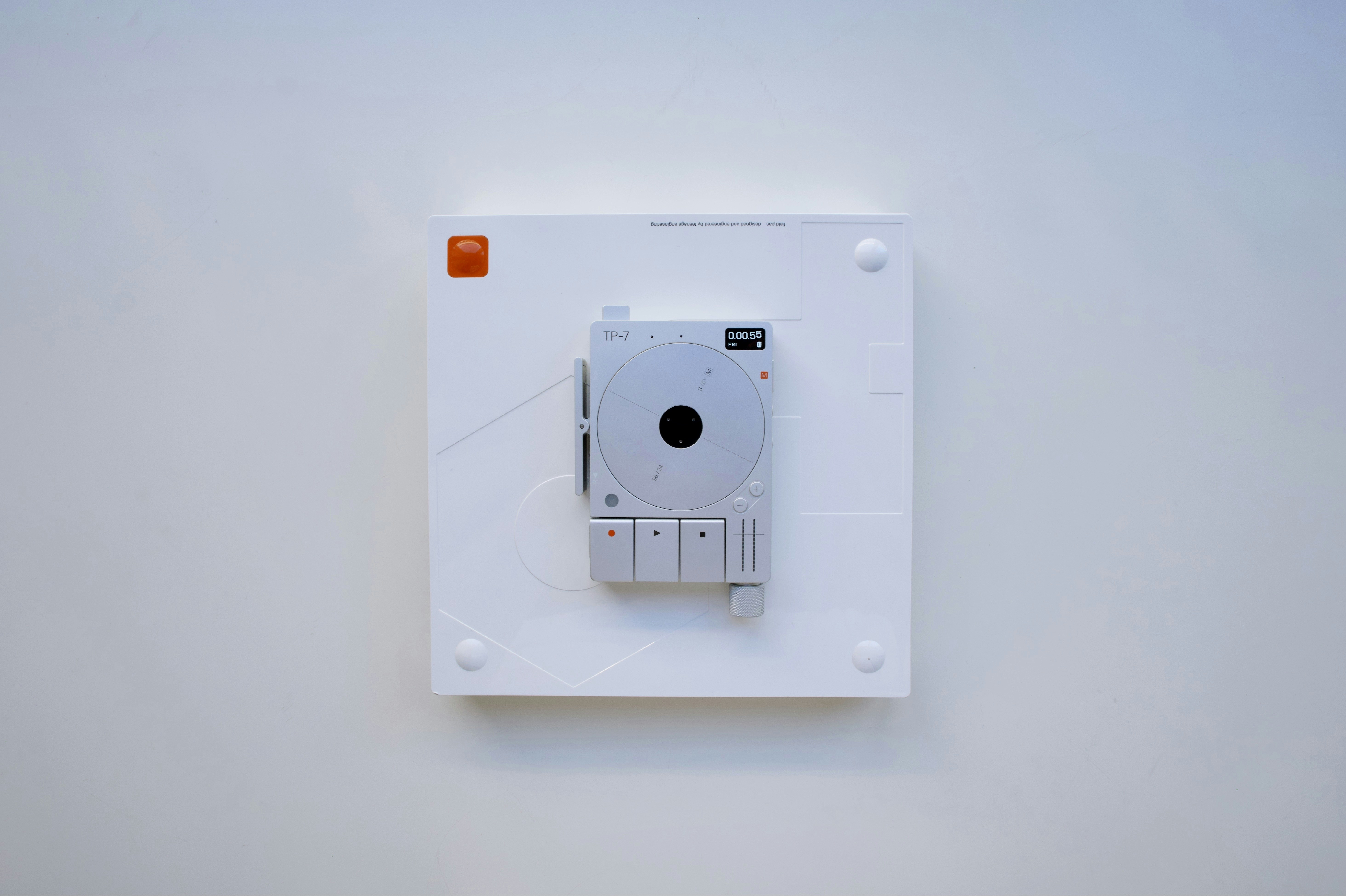 The Rise of Teen Independent Journalists: A New Voice in Mainstream Media