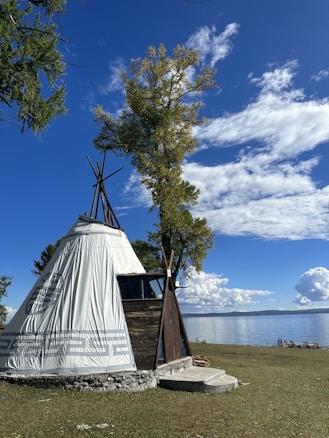 Le grand tipi