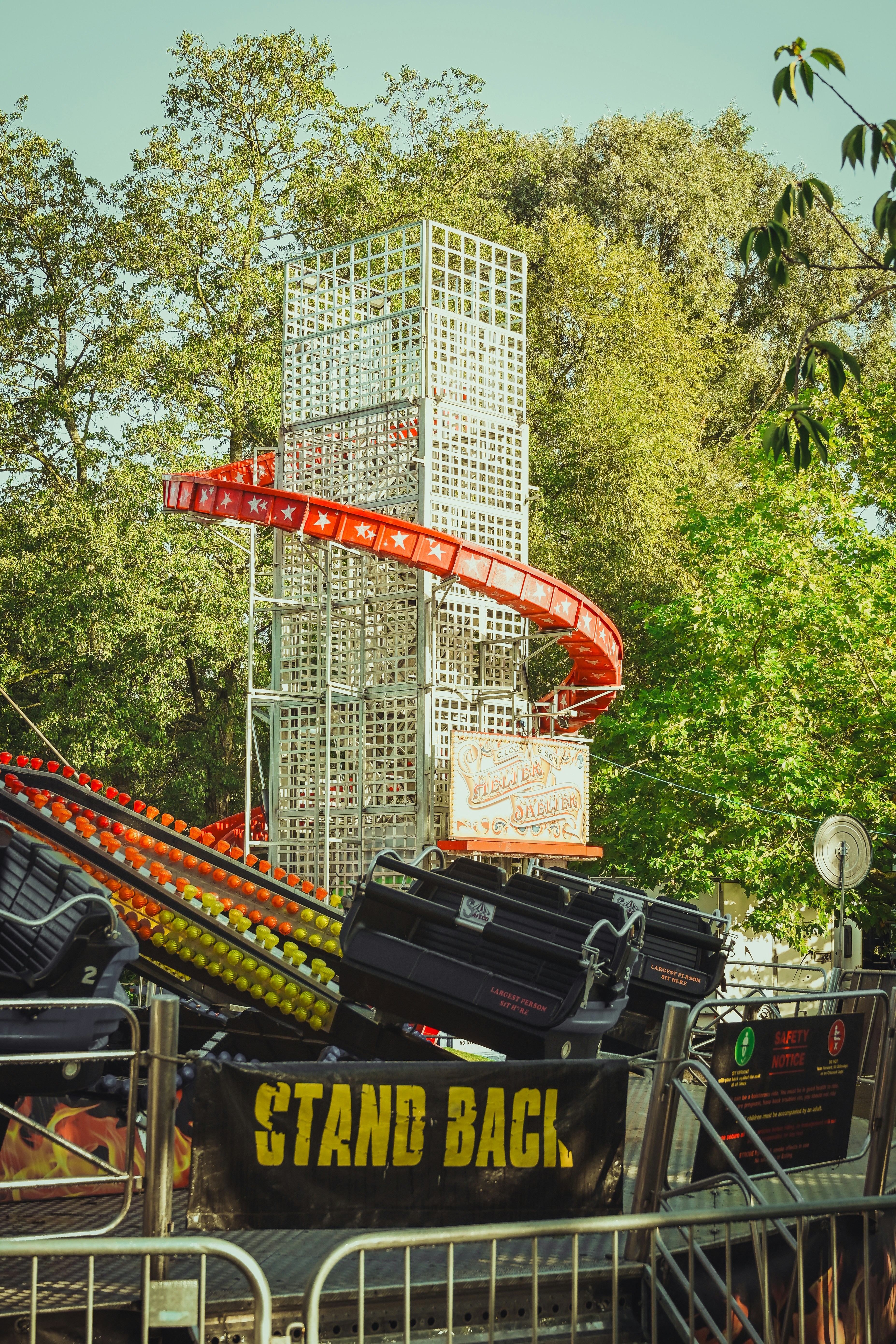 Wahana Rainbow Slide Kalbar Ambruk, Polisi Segel Lokasi Kejadian