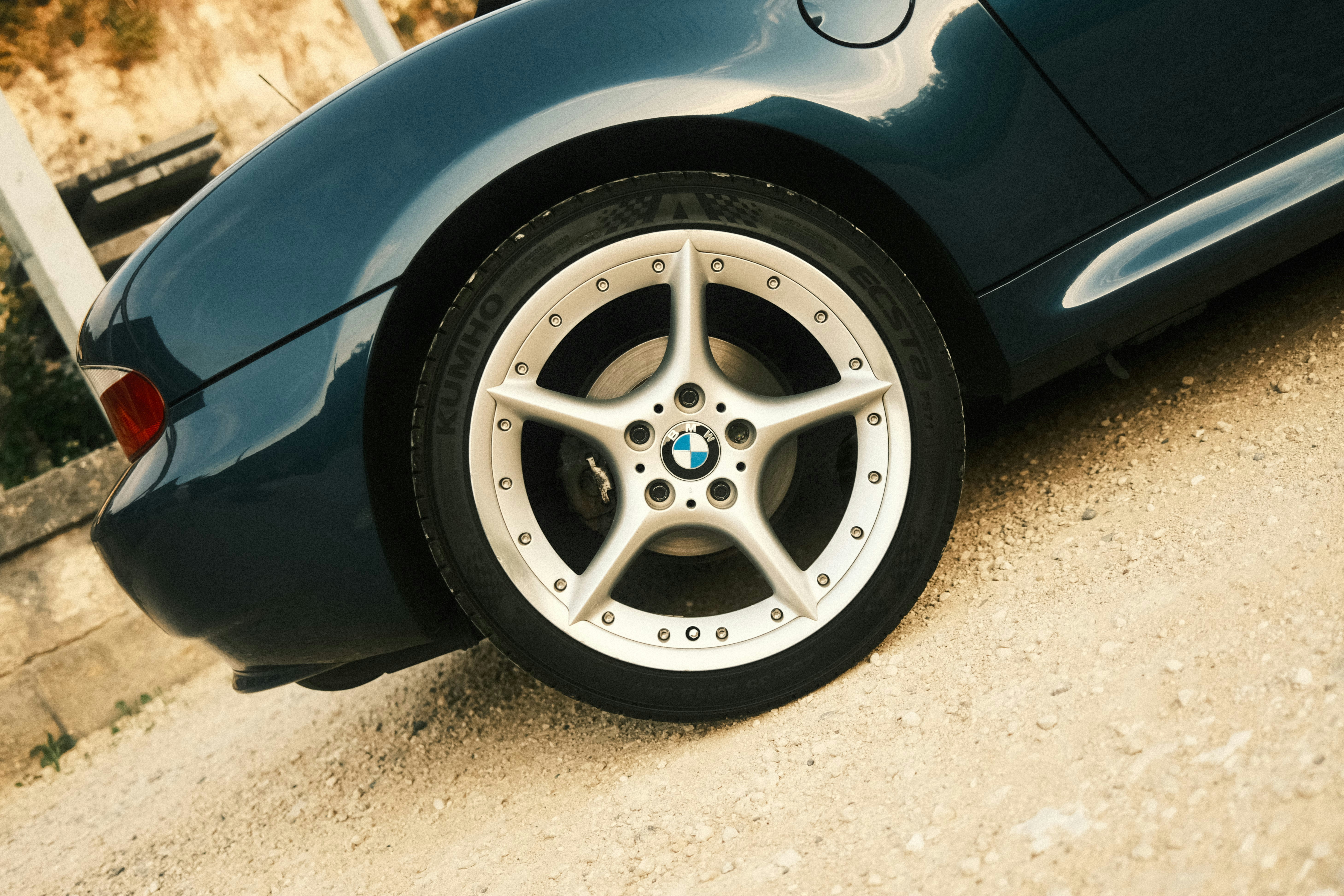 car wheels wallpaper, wallpaper, Volk TE37: History, Specs & Why It's Iconic 3