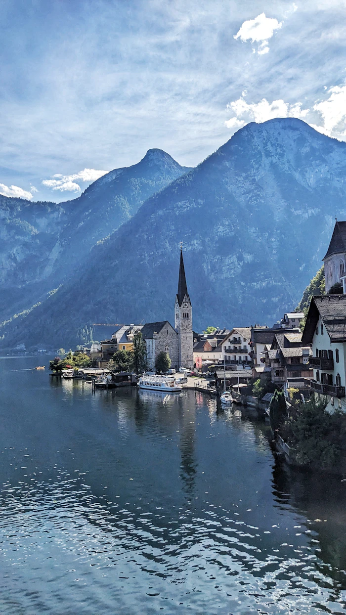 How to get to Hallstatt from Salzburg and Vienna