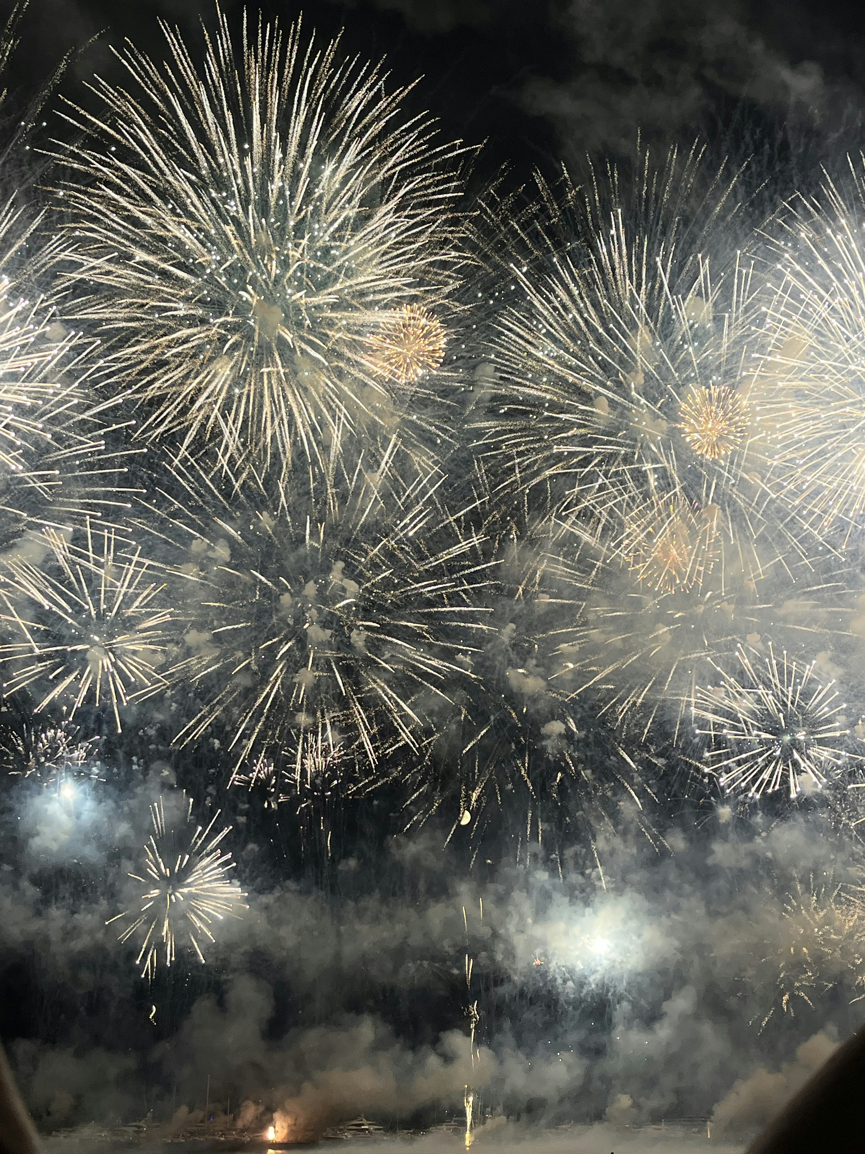 The Magic of Fireworks: Elevating Weddings and Baraats in Lucknow
