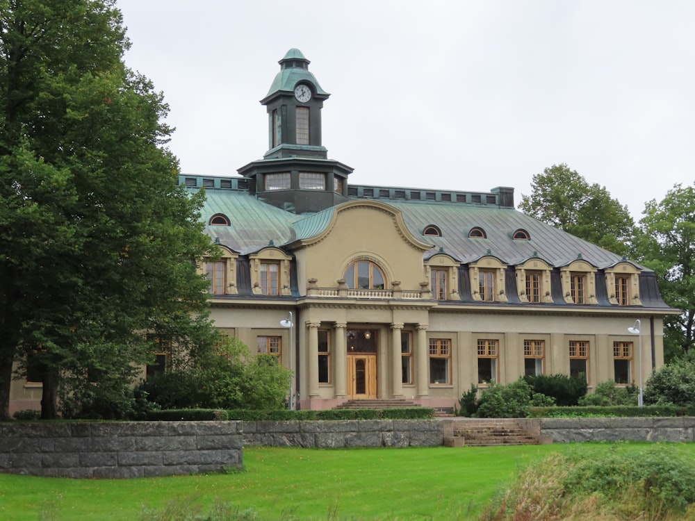 a large building with a clock tower on top of it