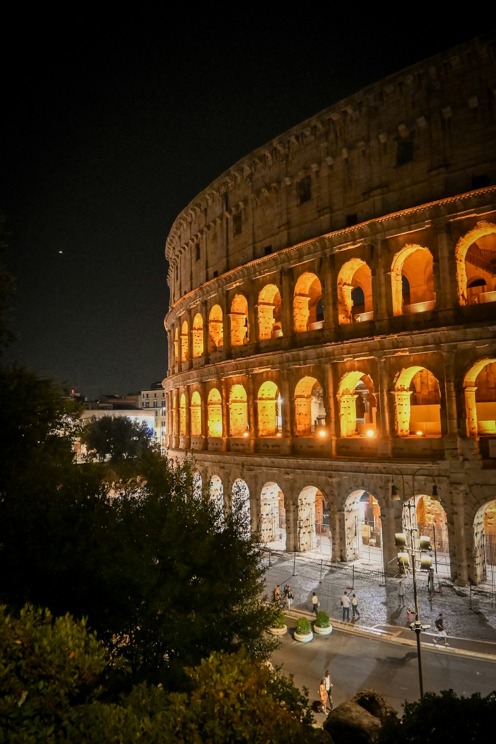 a night view of the colossion in rome