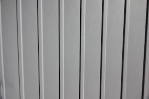 Cross-section view showing the lightweight white EPS foam core layered with a thin, reinforced exterior coating