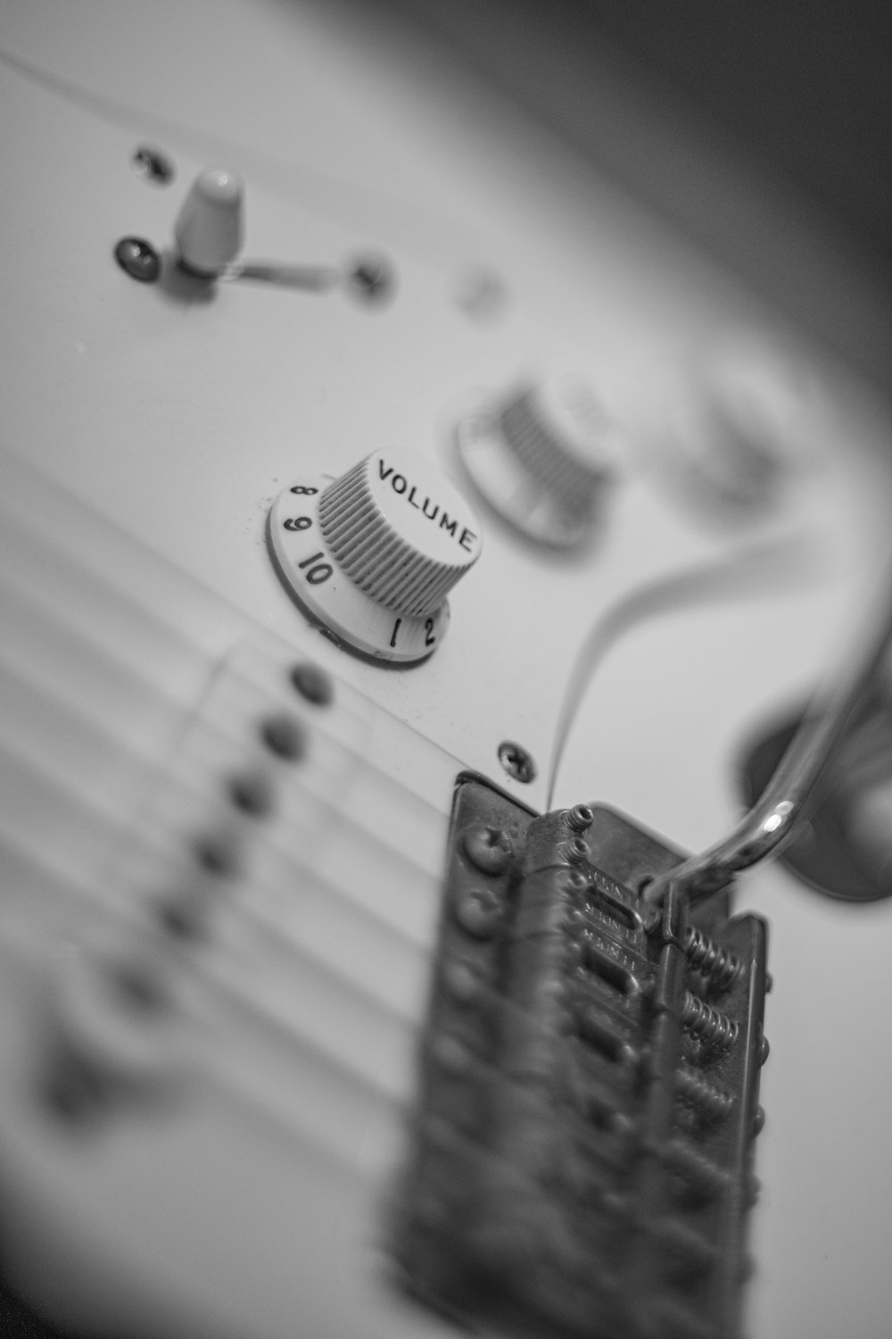 a close up of an electric guitar's neck