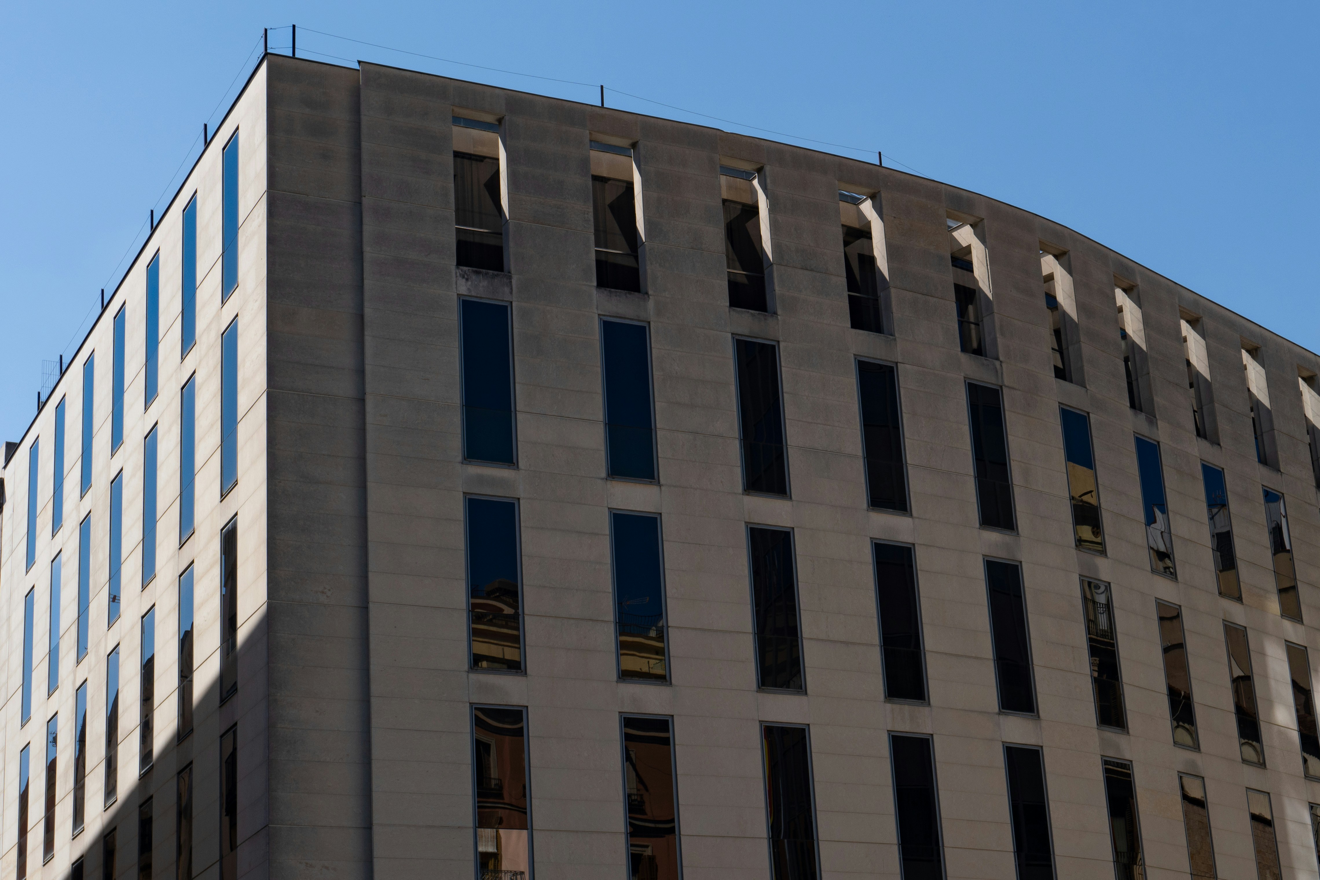 Barclays Maintains Overweight on Globus Medical, Raises Price Target to $114