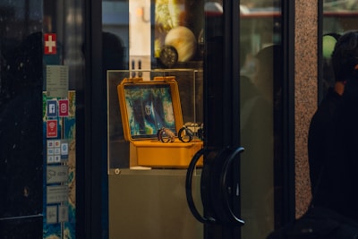 Entrepreneur setting up the Displayix Vistamax Go unit, ready to start a mobile ad business