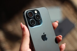 iPhone 15 PRO Km0 comprado en Plant Your Phone 