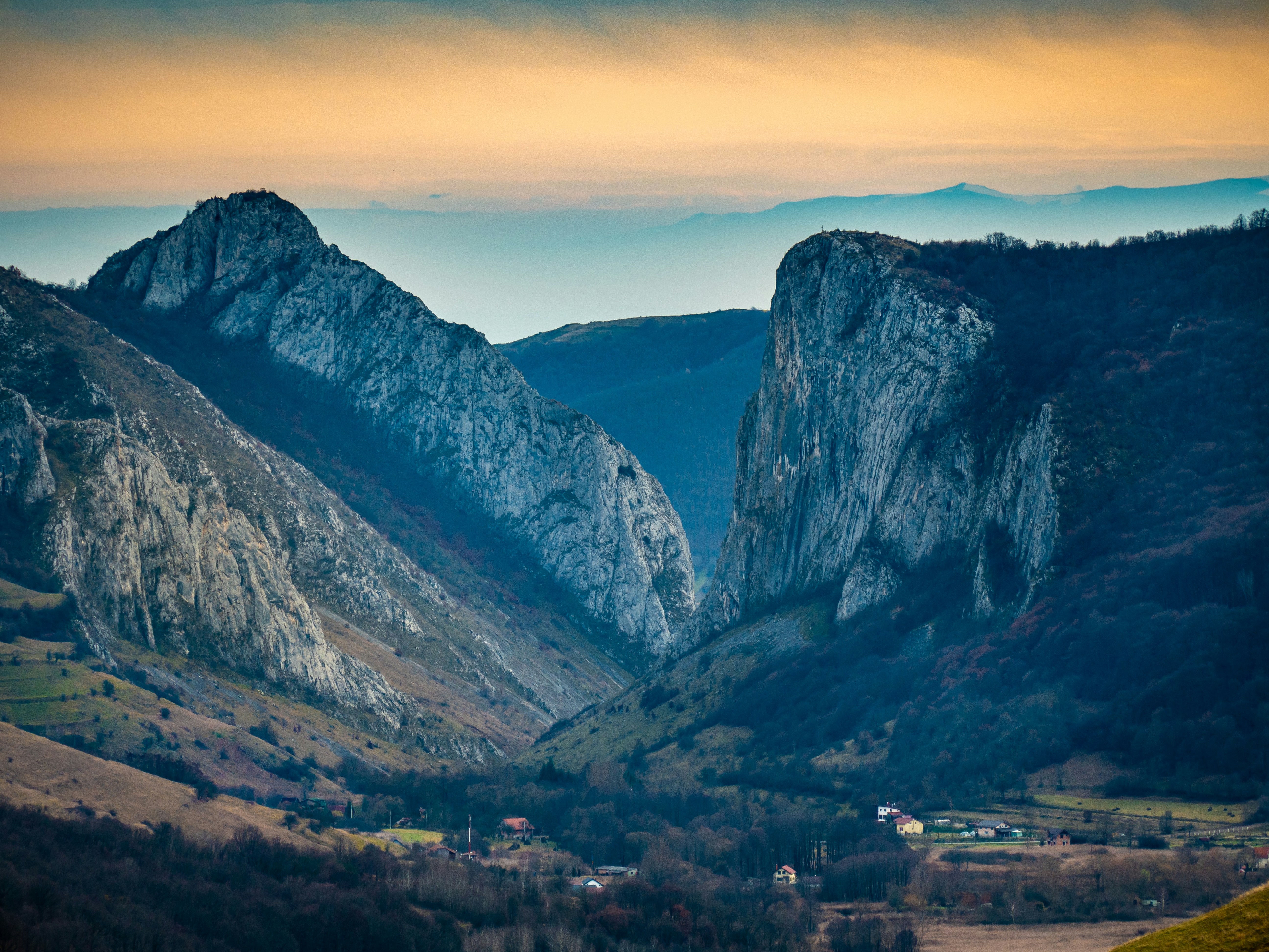 Photo by berciuemanuel