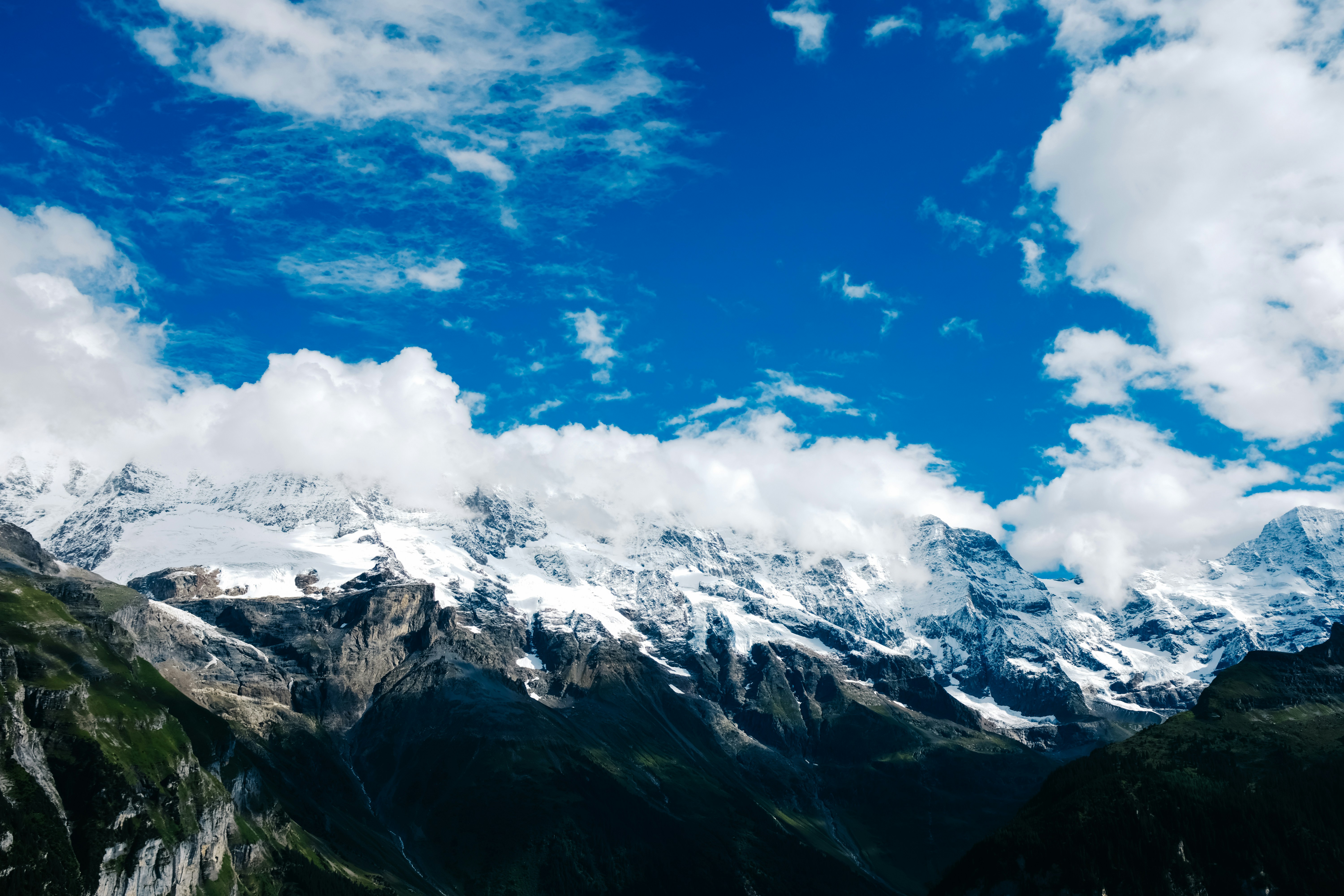 Photo by adrienolichon