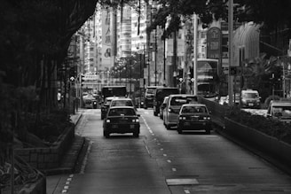 a black and white photo of a city street