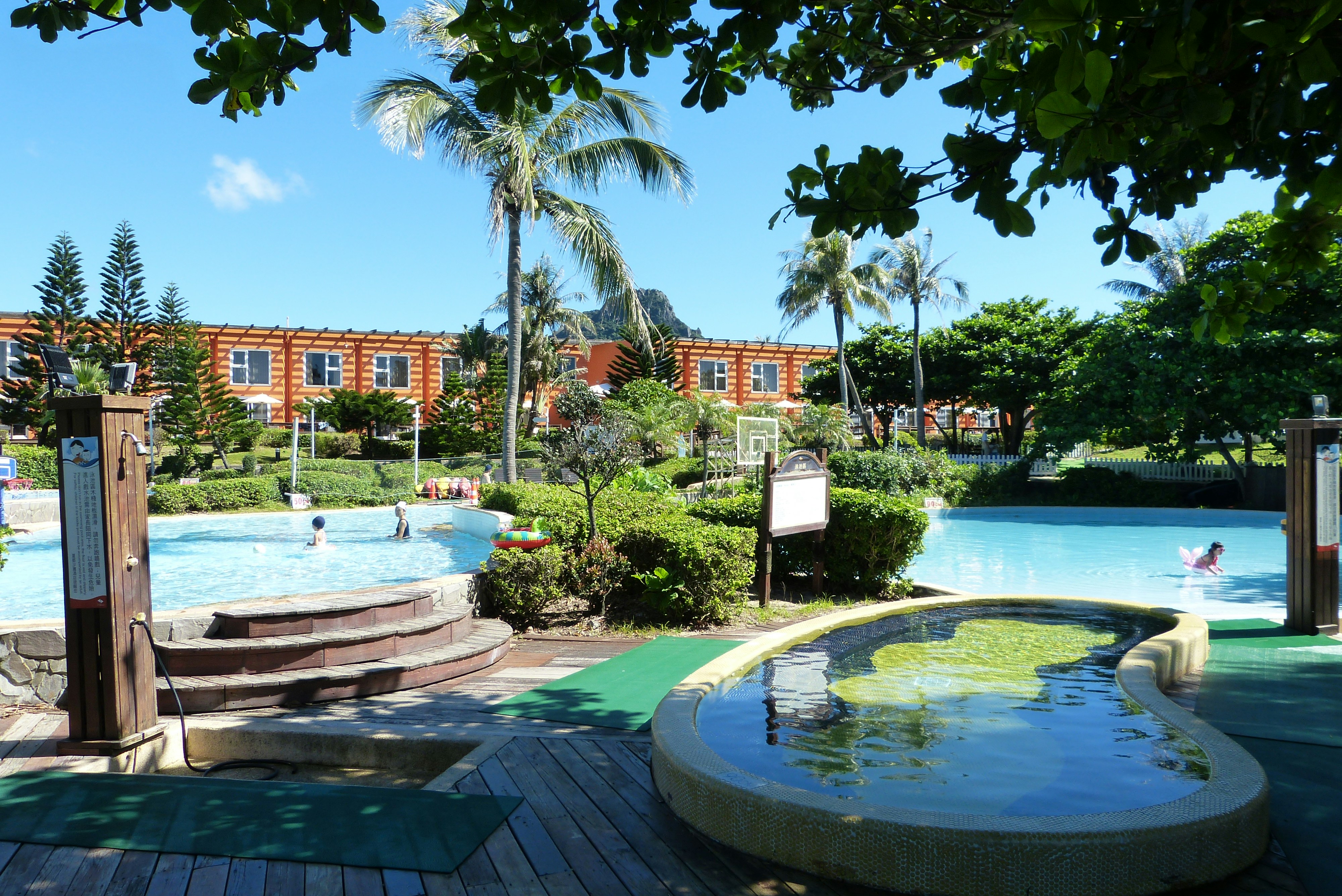 Photo by infinitytony