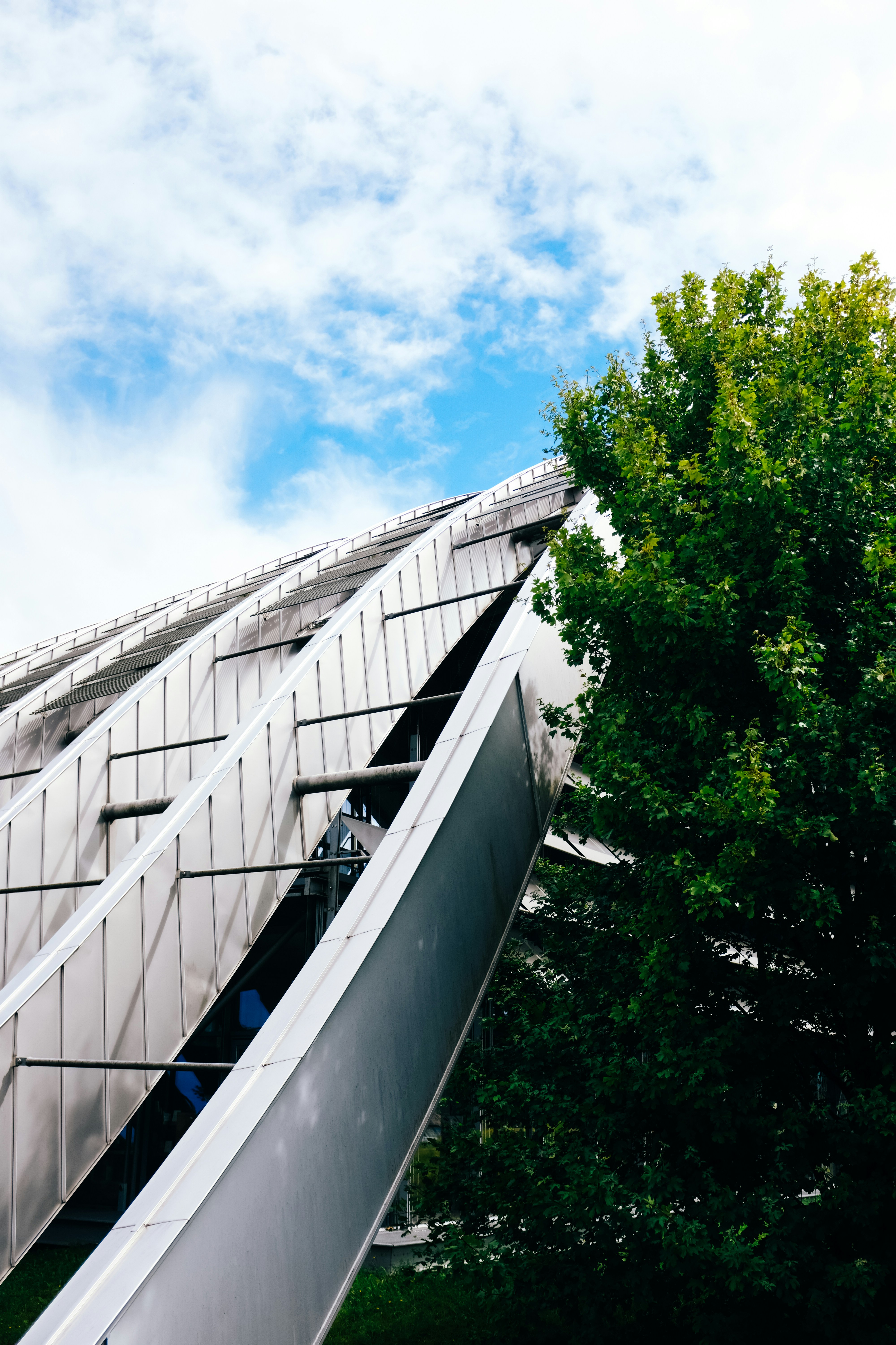 Photo by adrienolichon