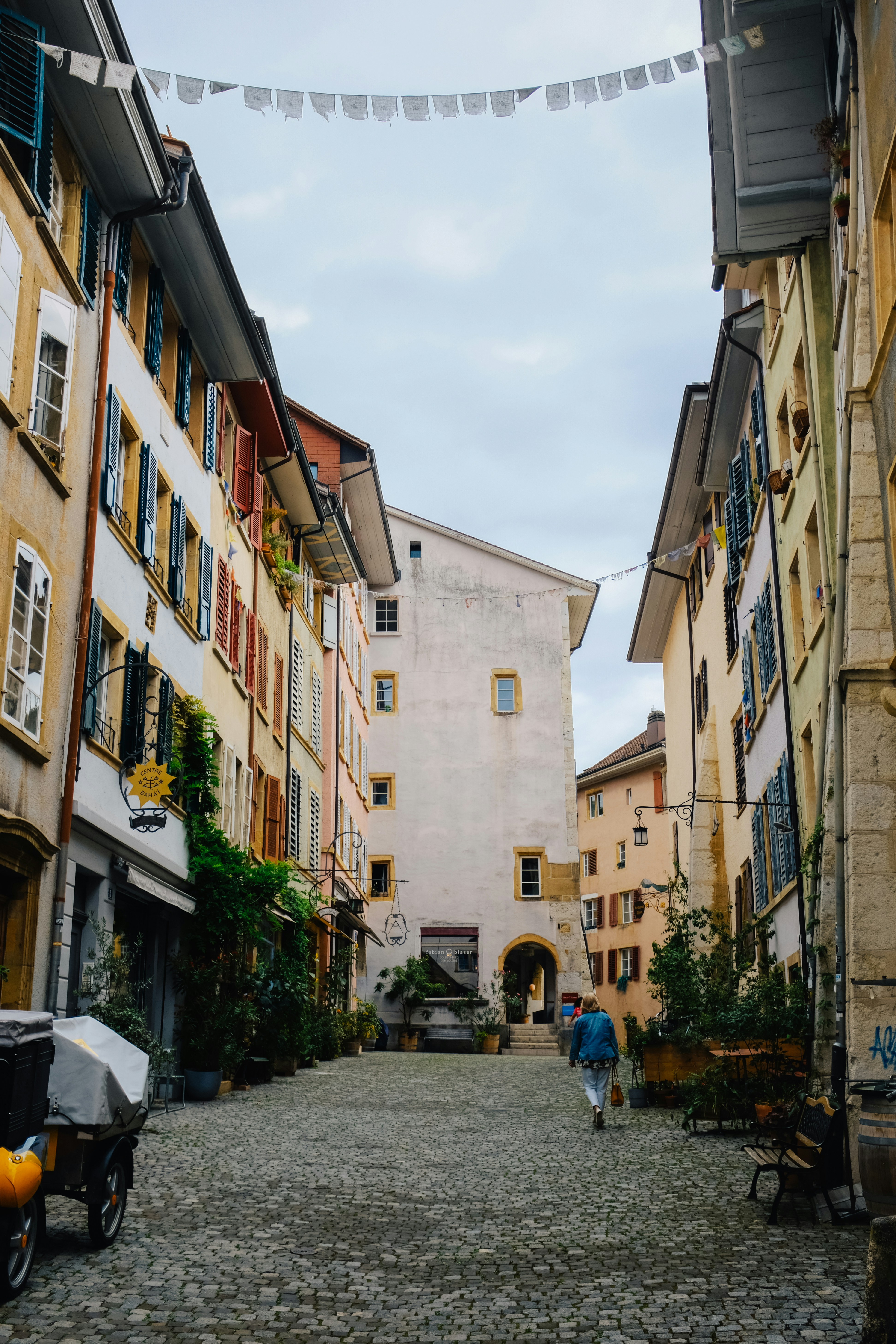 Photo by adrienolichon