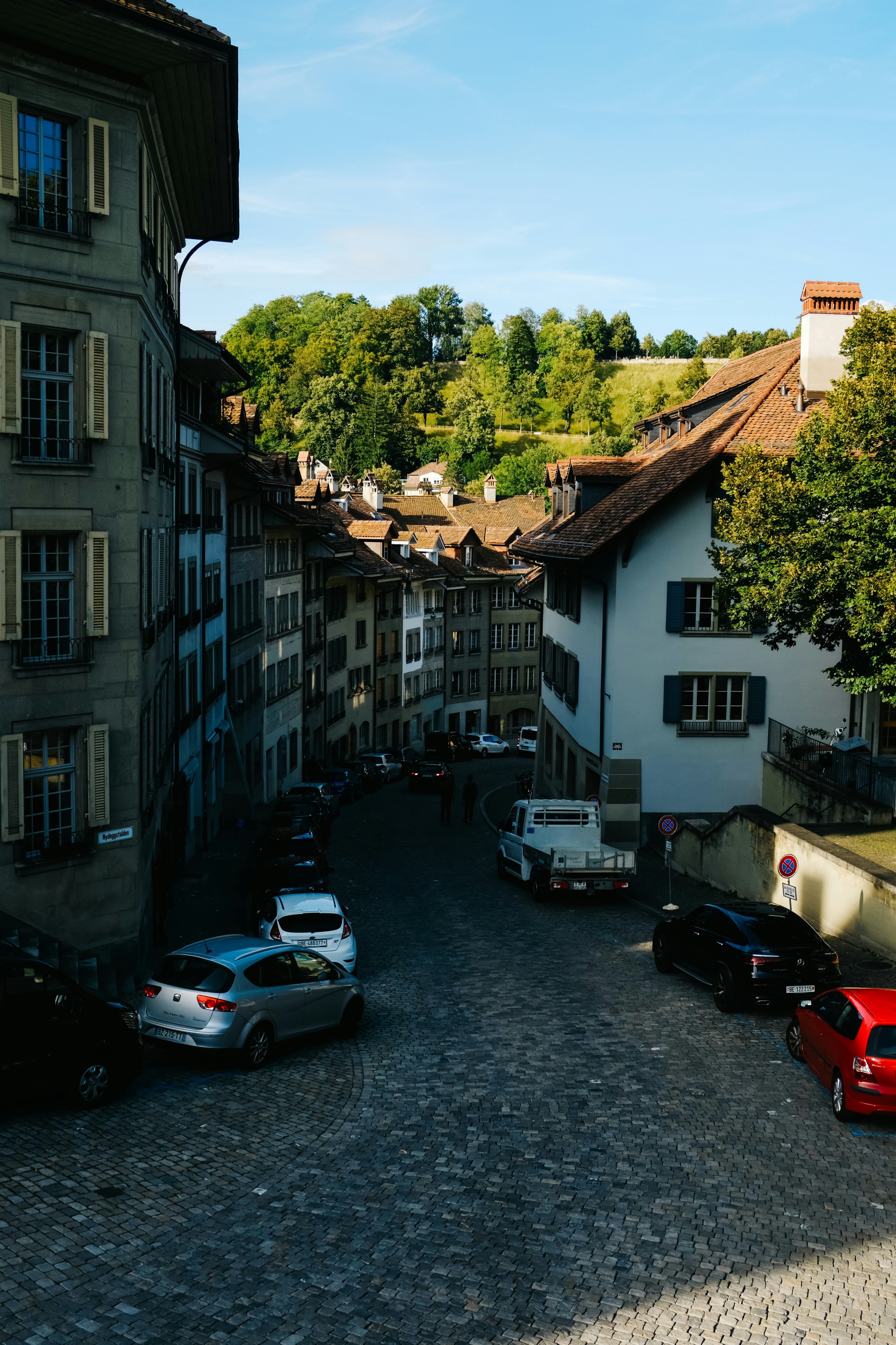 Photo by adrienolichon