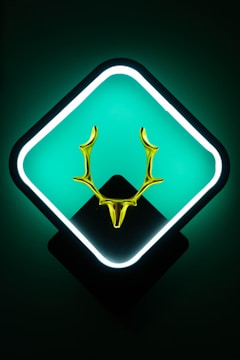 A striking gold-framed image of California wildlife.