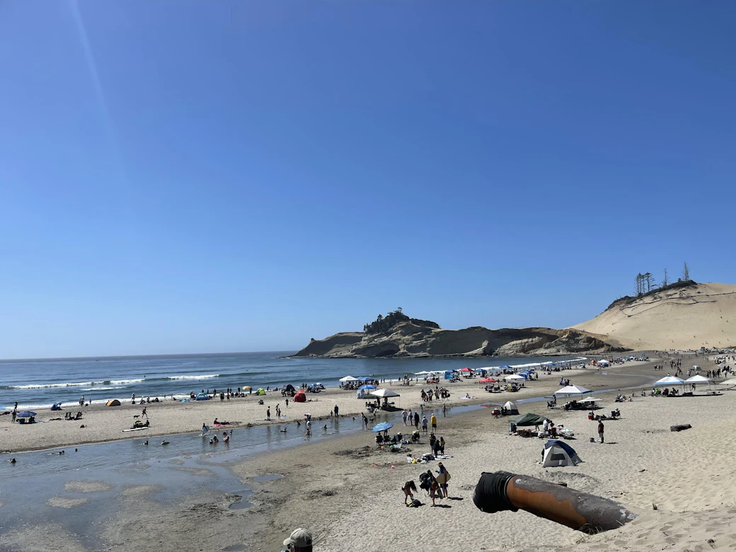 A crowded spring break beach