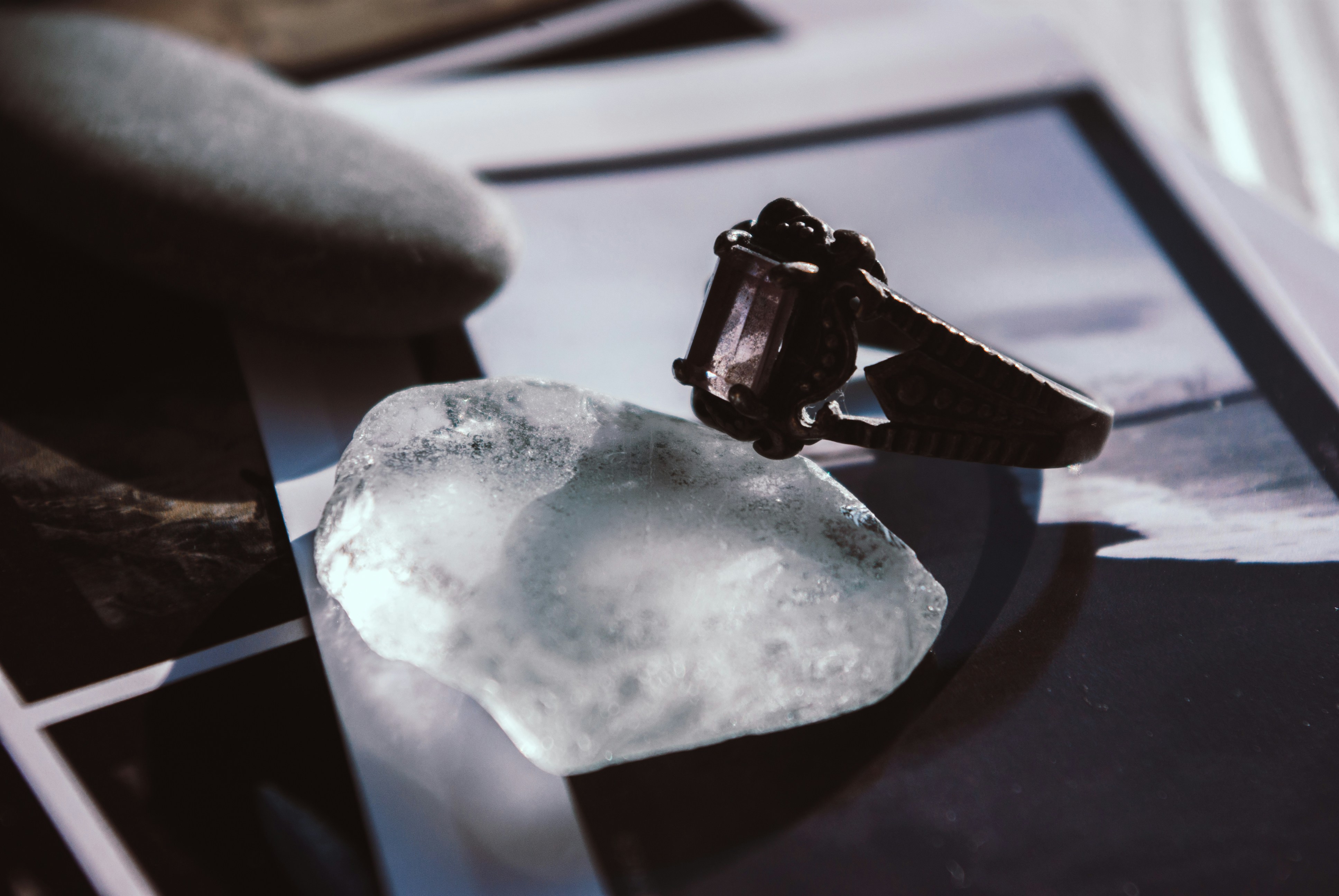 Jewellery made from polar stones and Arctic minerals