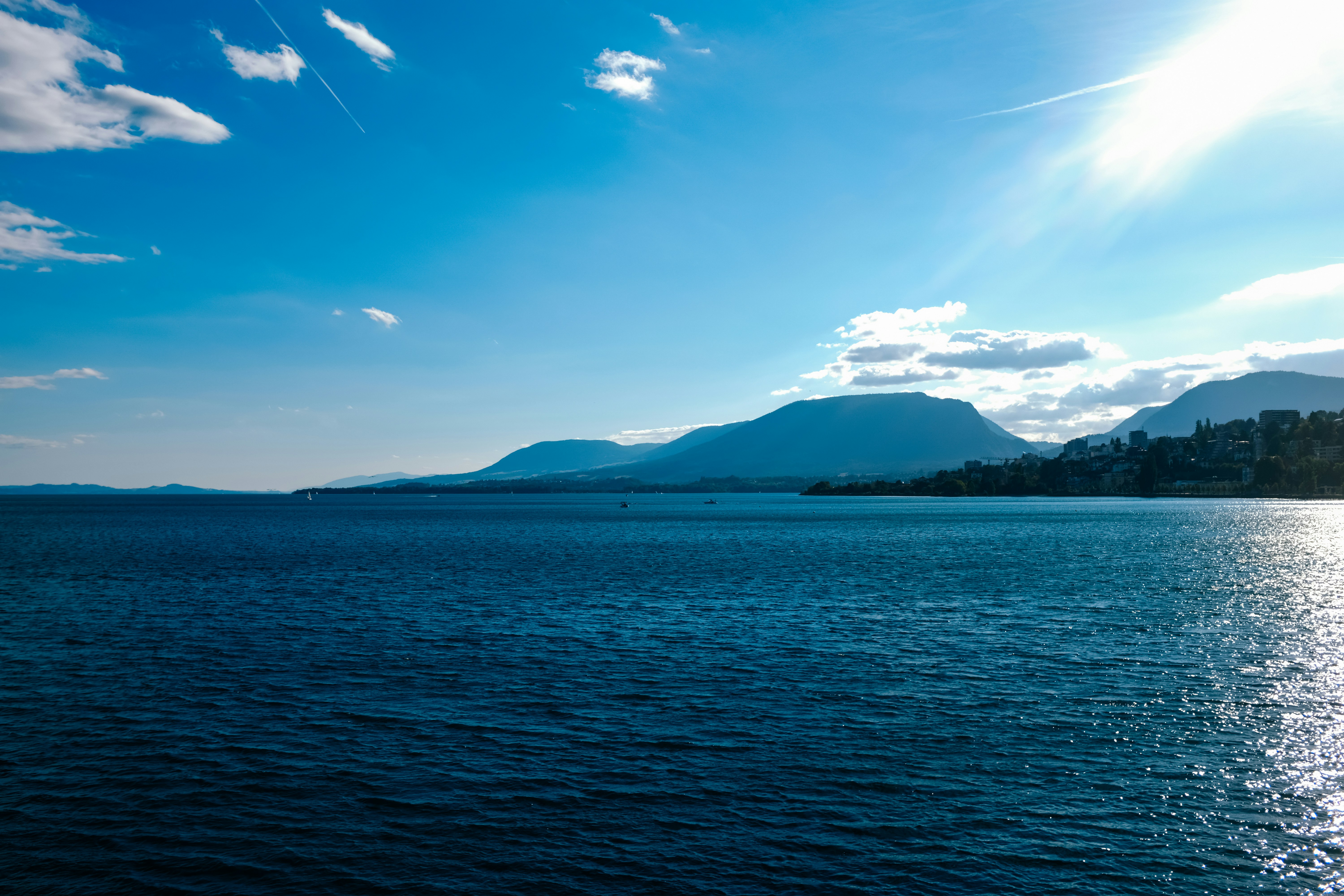 Photo by adrienolichon