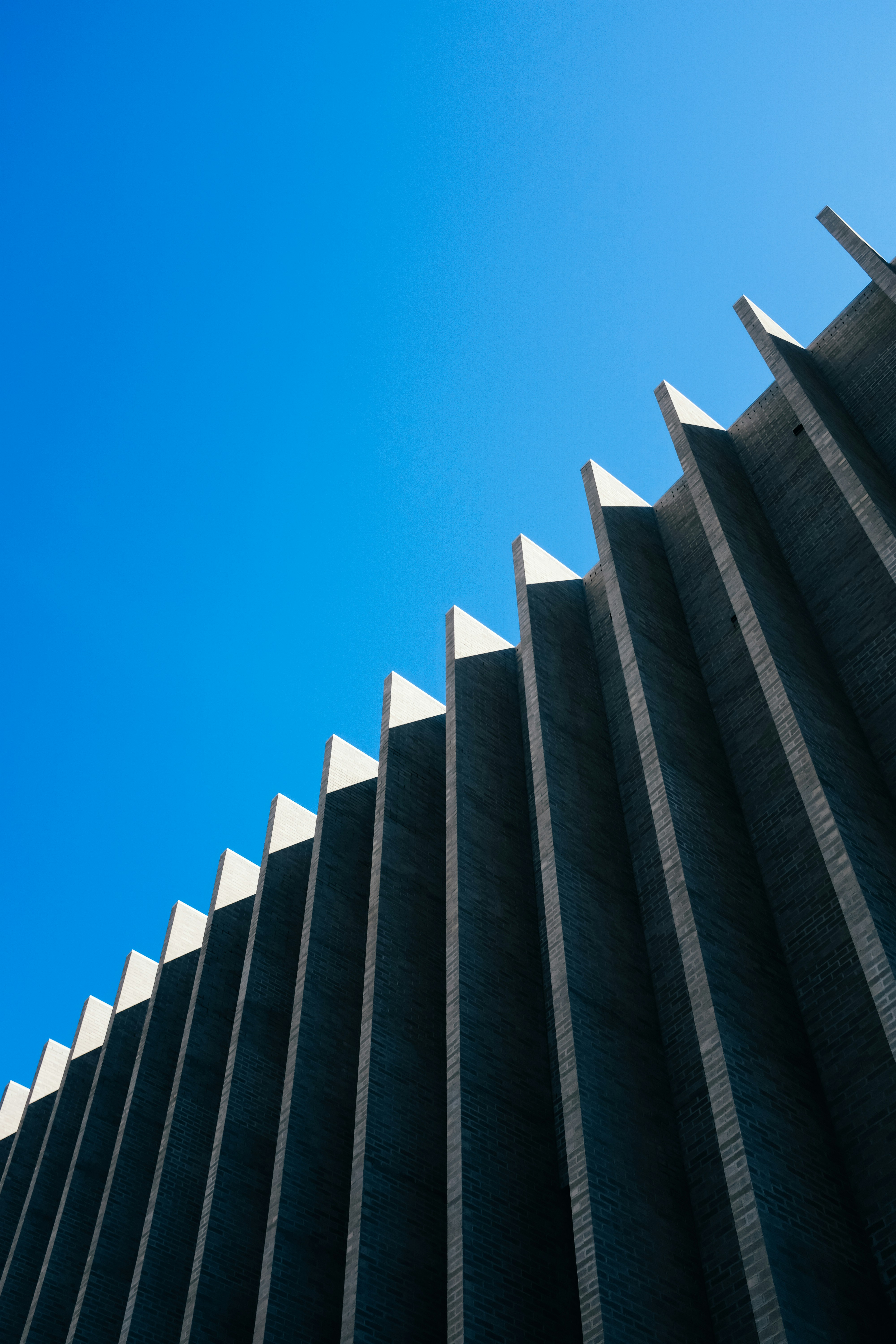 Photo by adrienolichon