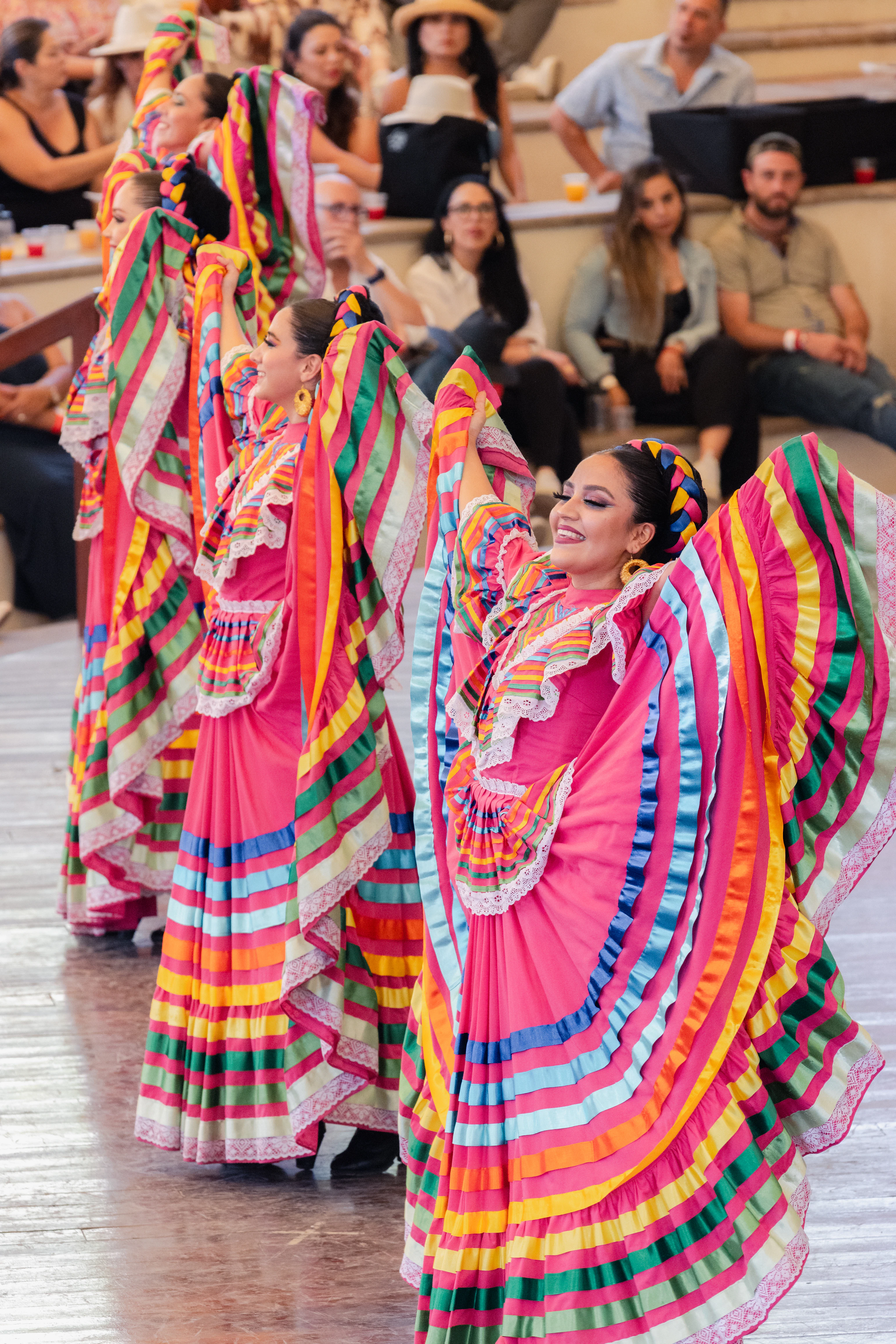 Traditional Peruvian dinner show