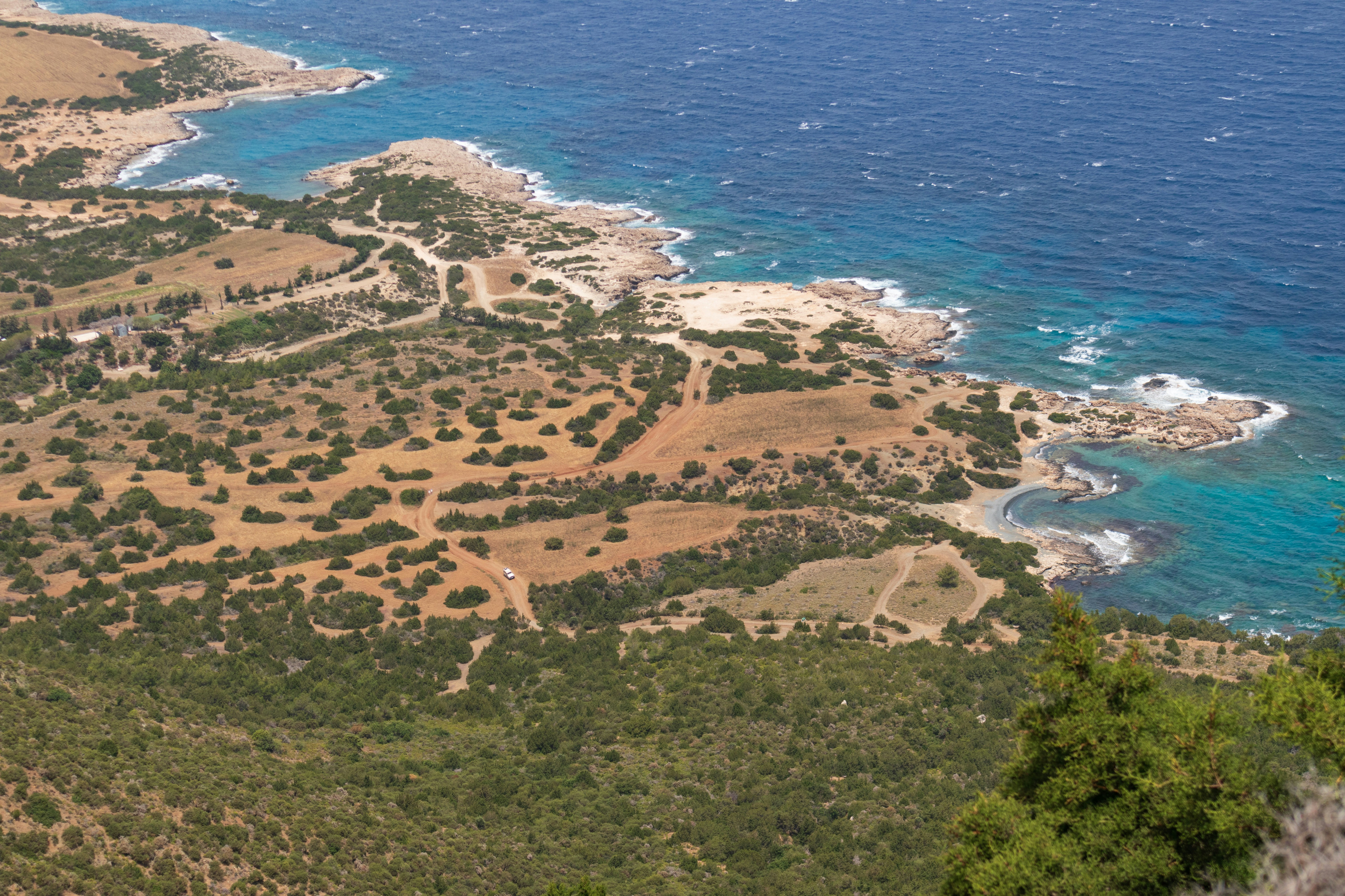 Kıbrıs, İsrail'deki gelişmeleri yakından takip ediyor.