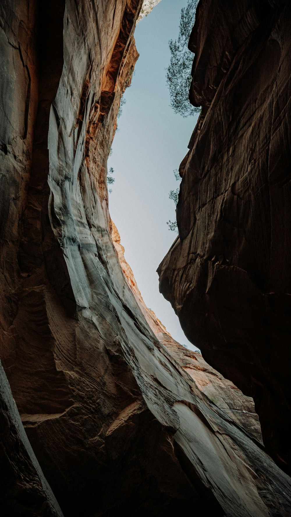 a narrow slot in the side of a mountain