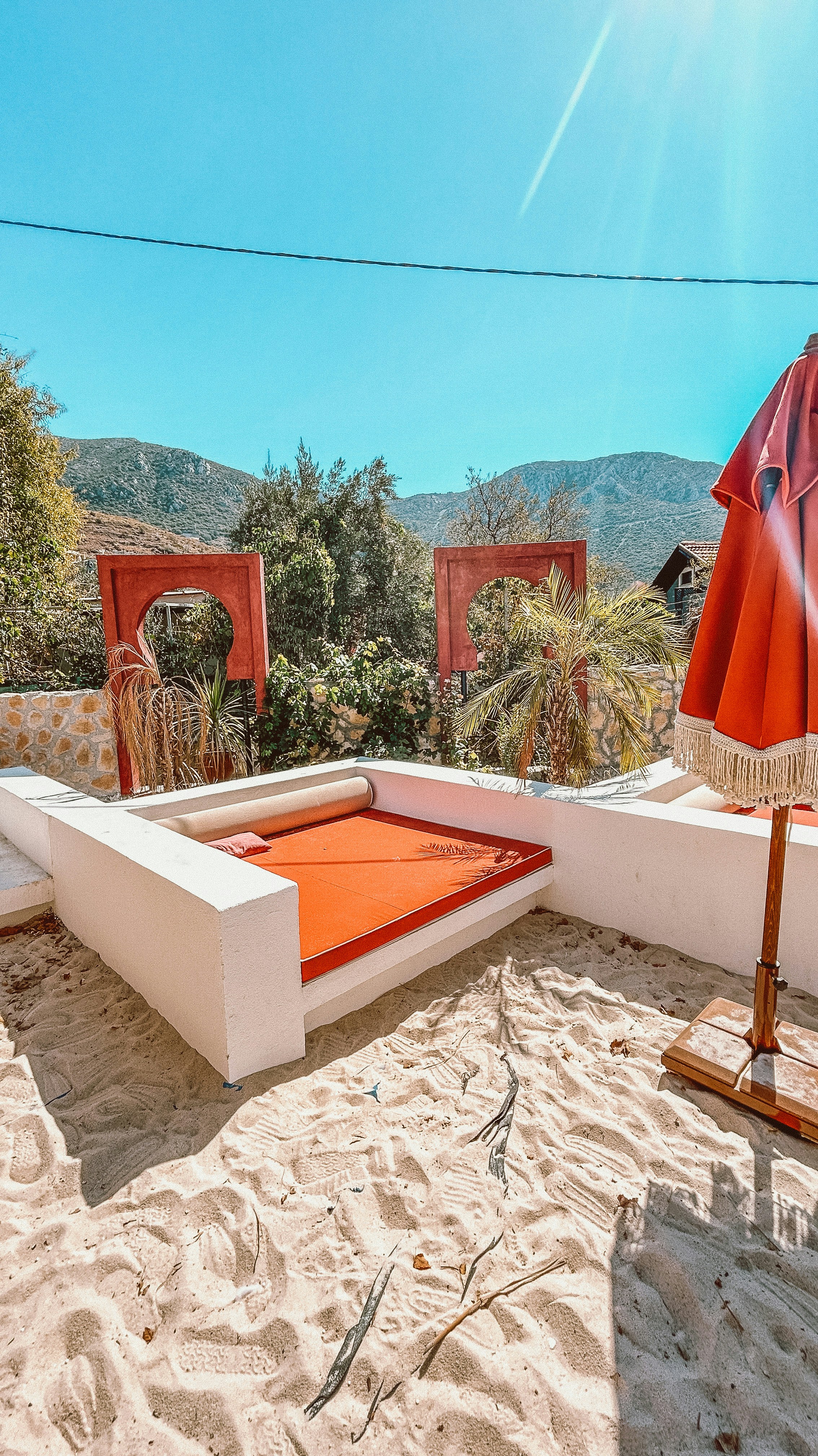 Elegant Outdoor Rattan Daybed