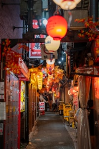 Photo 1695946755364 18a55a80488d?q=85&w=400&h=300&fit=crop