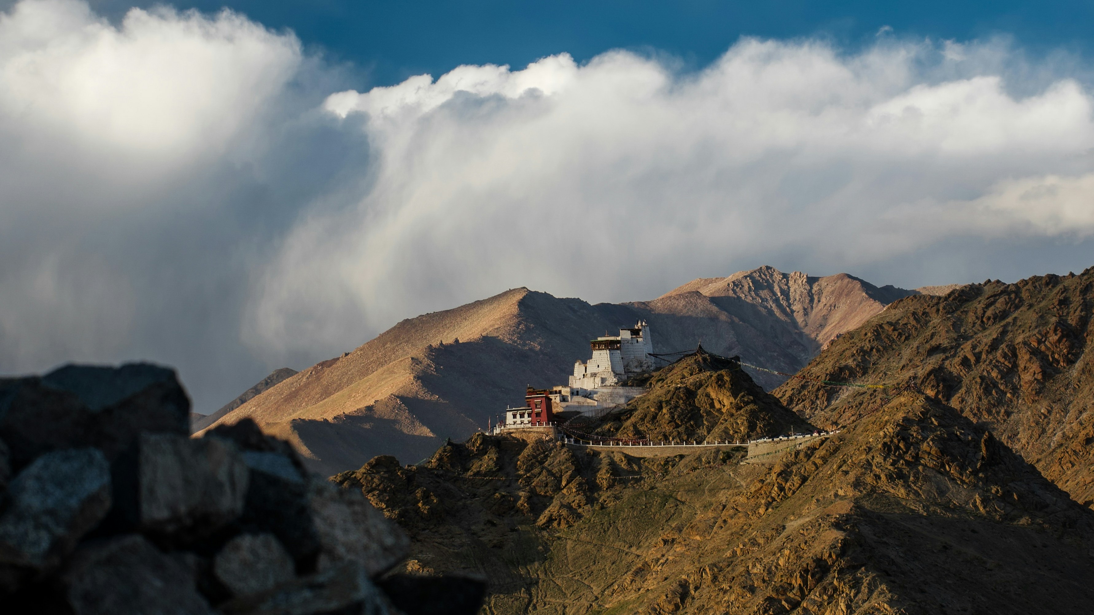 A peaceful monastery nestled in the Himalayan mountains.