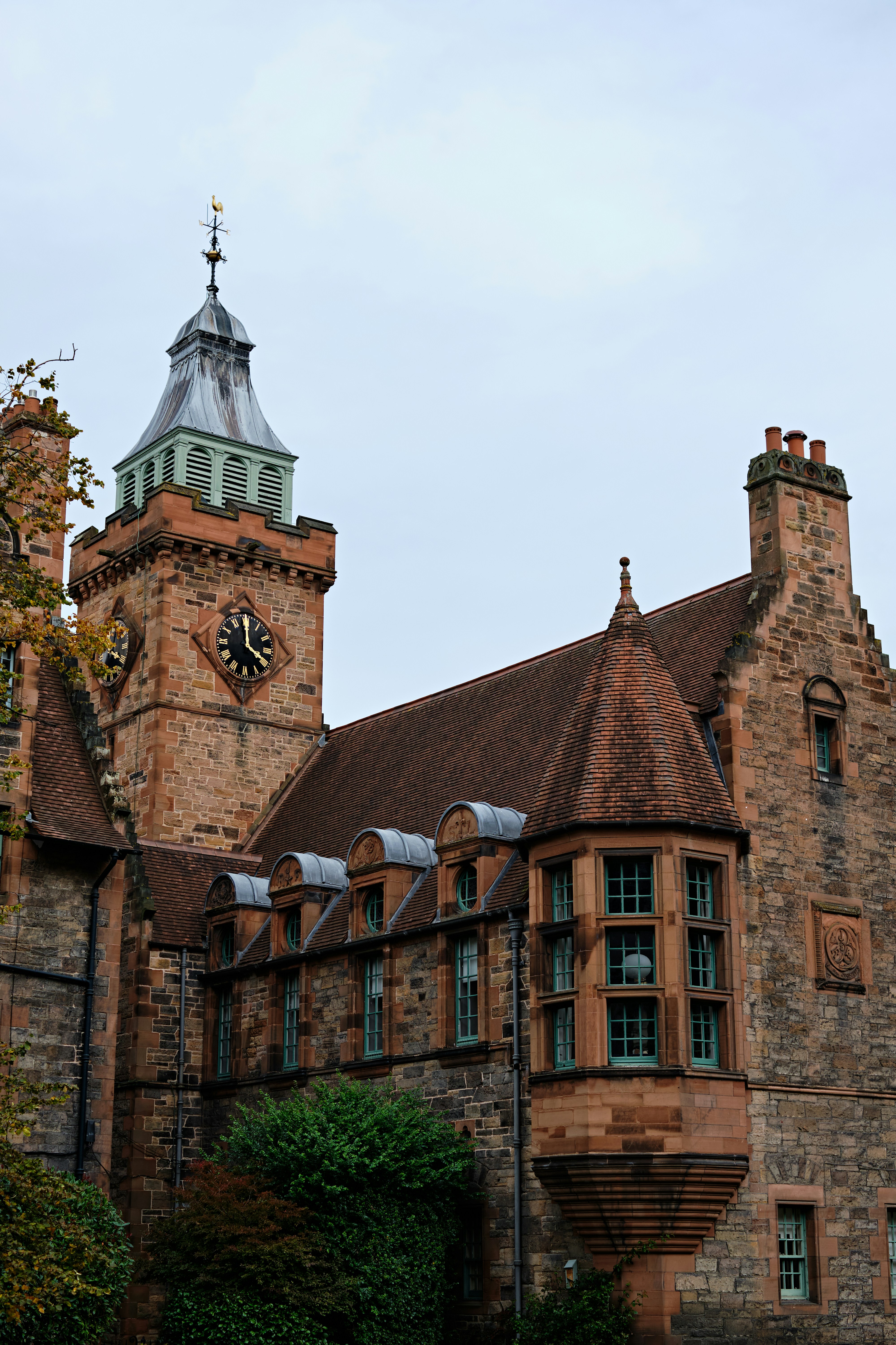 Photo by frostroomhead