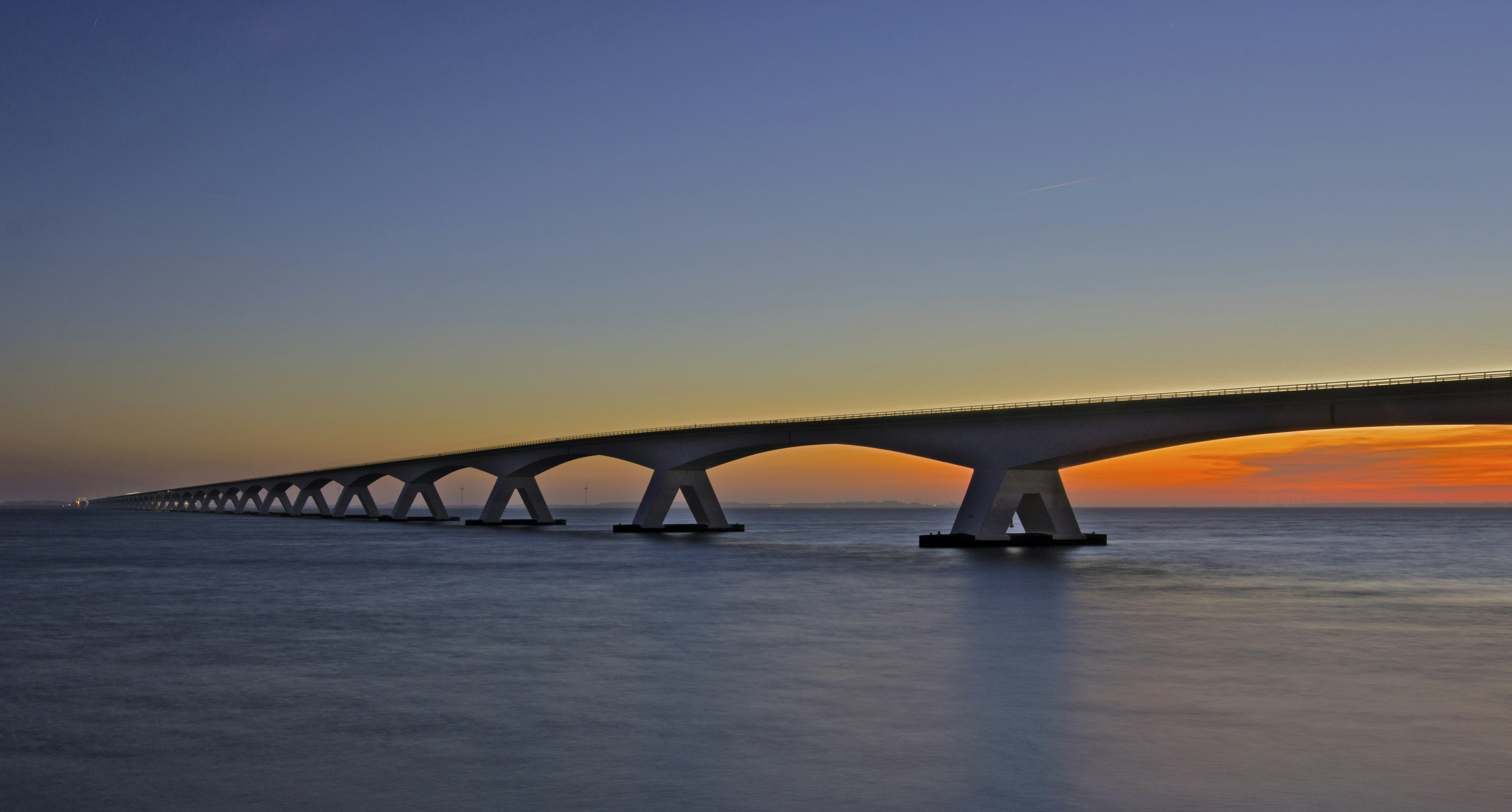 Photo by leovullings