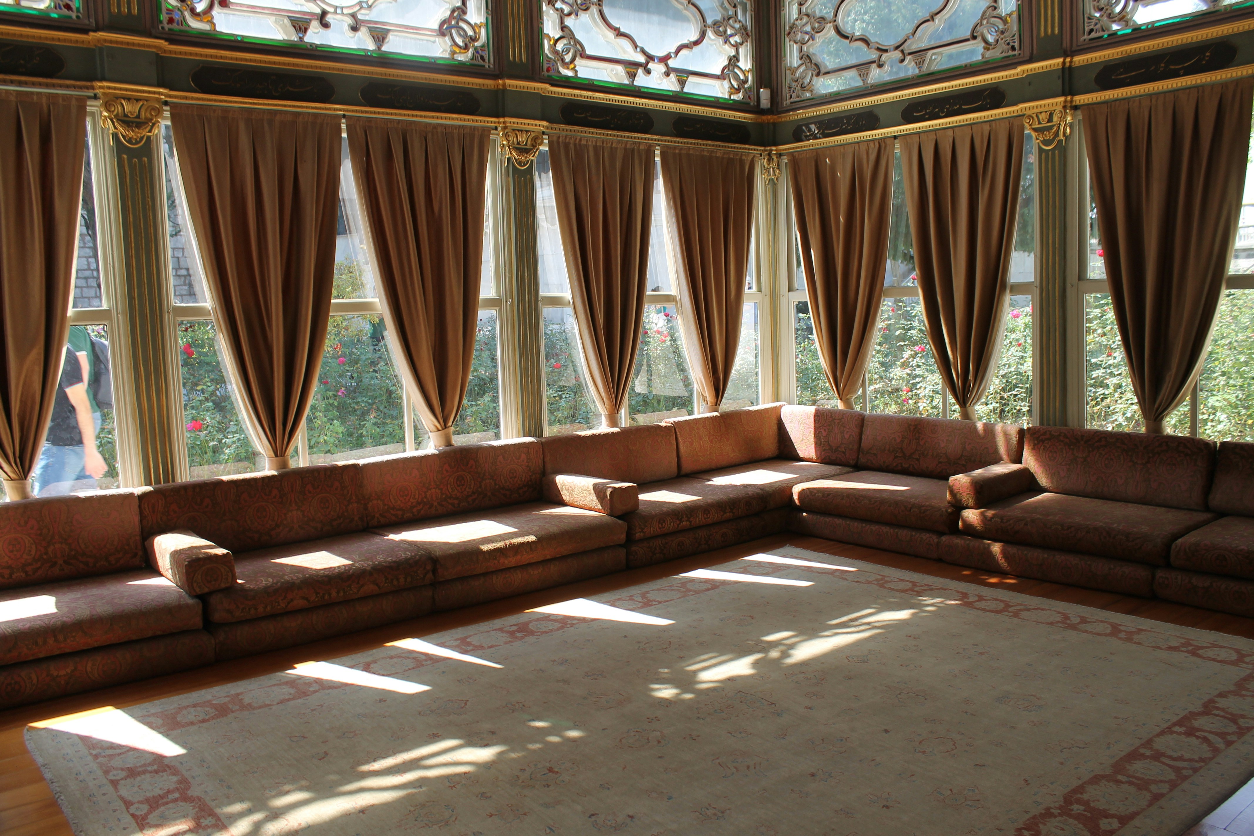 Luxury living space with mountain views